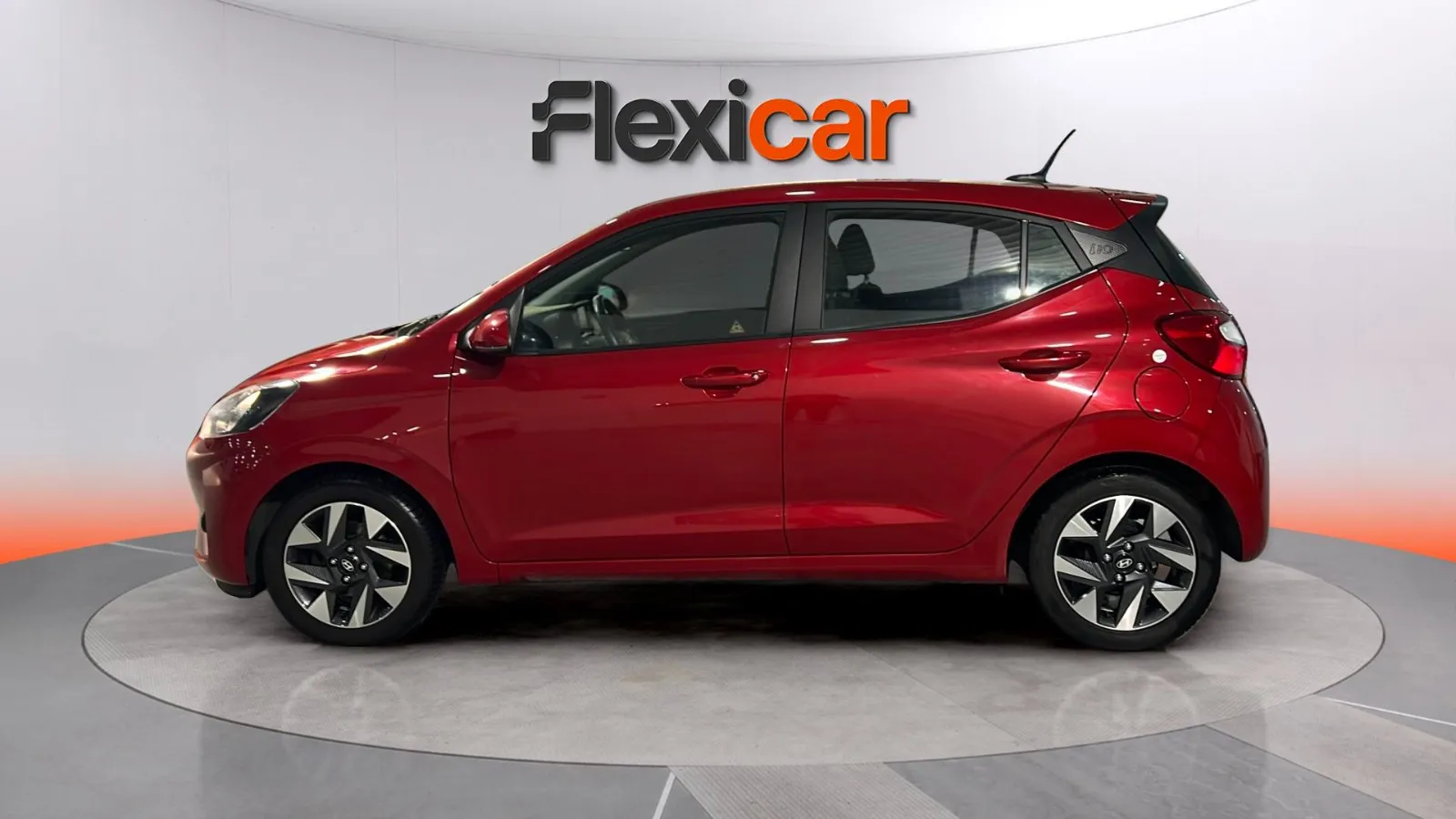 Hyundai i10 1.0 Klass - foto 2