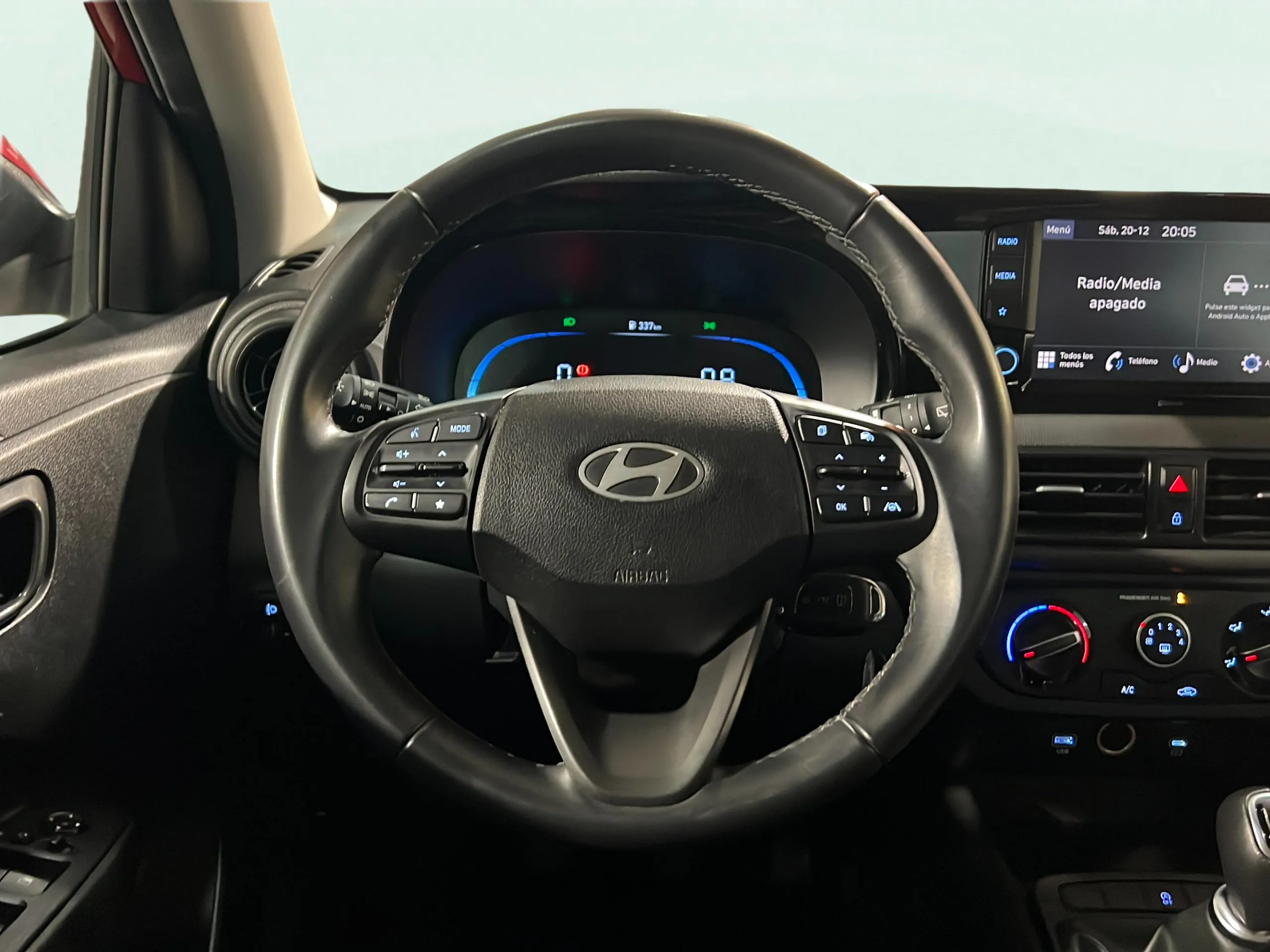 Hyundai i10 1.0 Klass - foto 7
