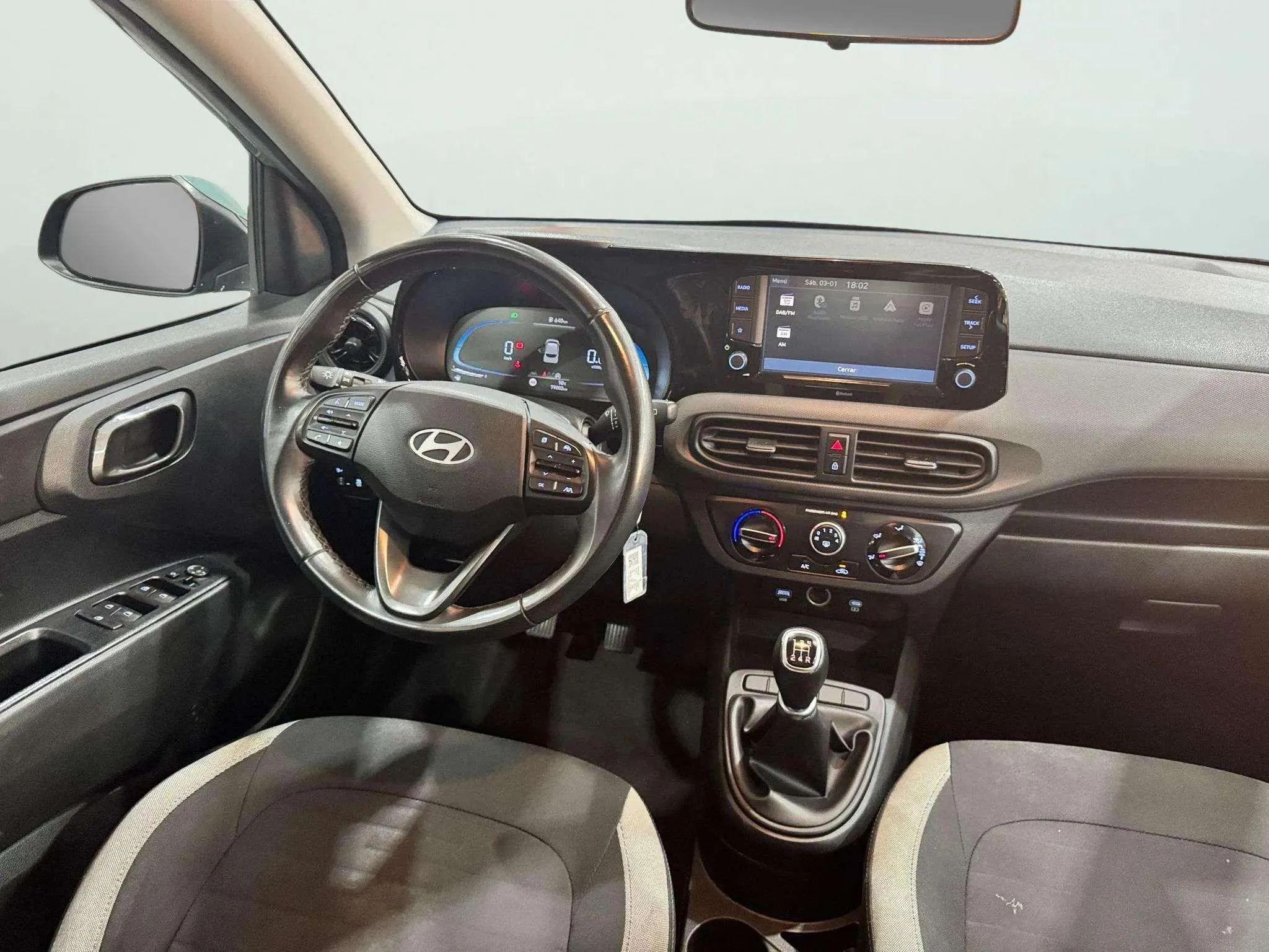 Hyundai i10 1.0 Klass - foto 22