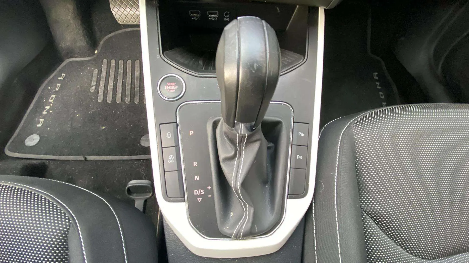 SEAT Arona 1.6 TDI DSG Xcellence Ecomot - foto 23