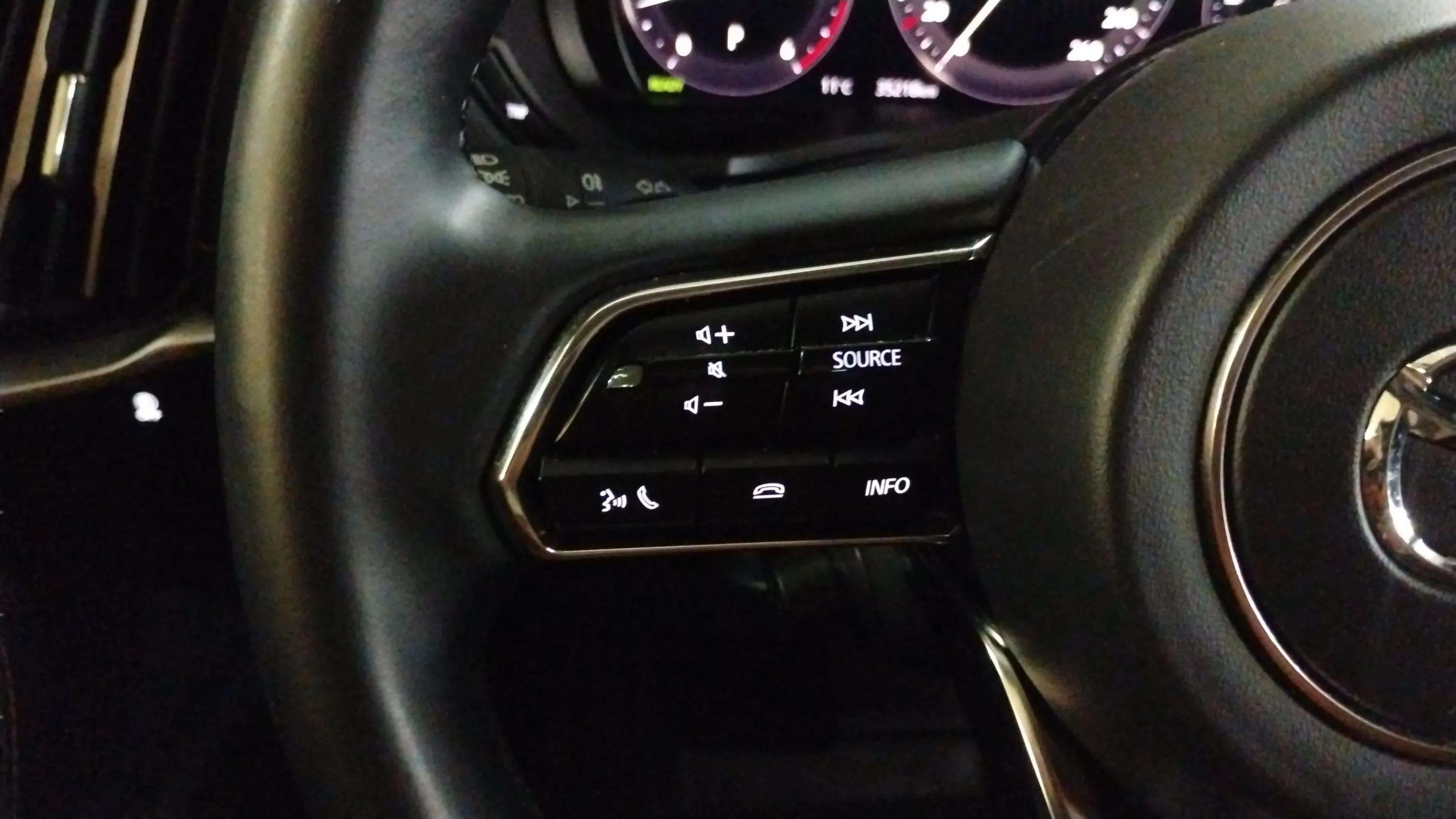 Mazda CX-60 e-Skyac D MHEV 4WD Homura - foto 26