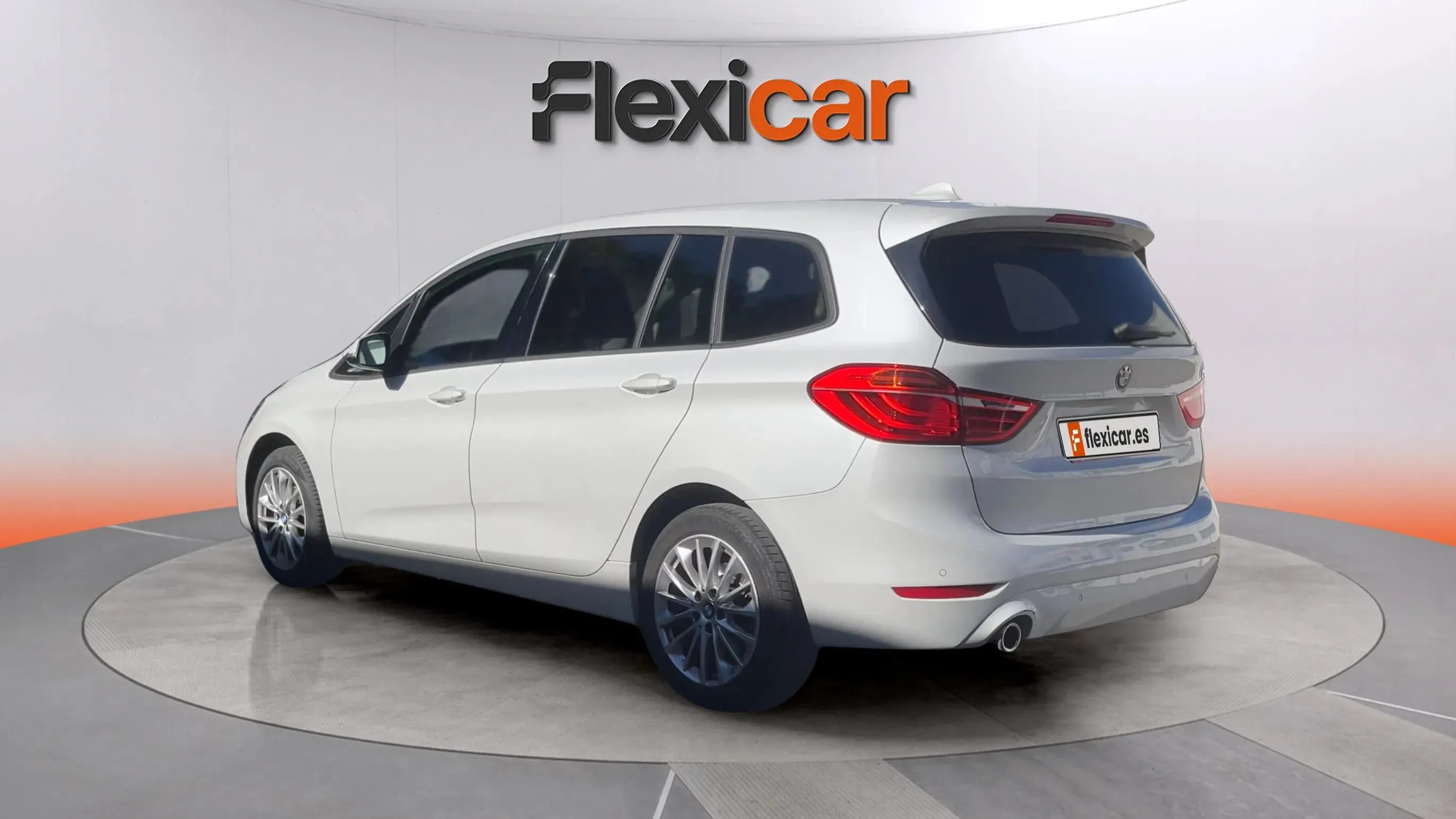 BMW Serie 2 Gran Tourer 216i - foto 4