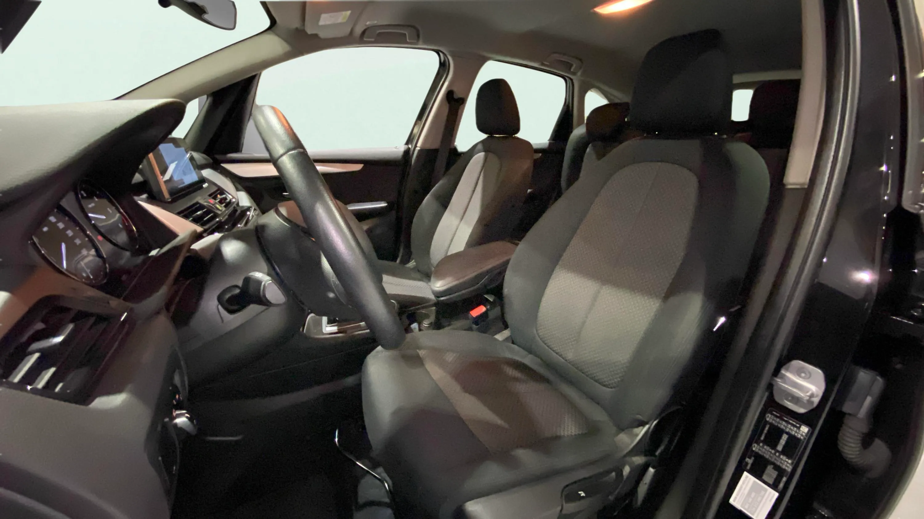 BMW Serie 2 Active Tourer 218d - foto 11
