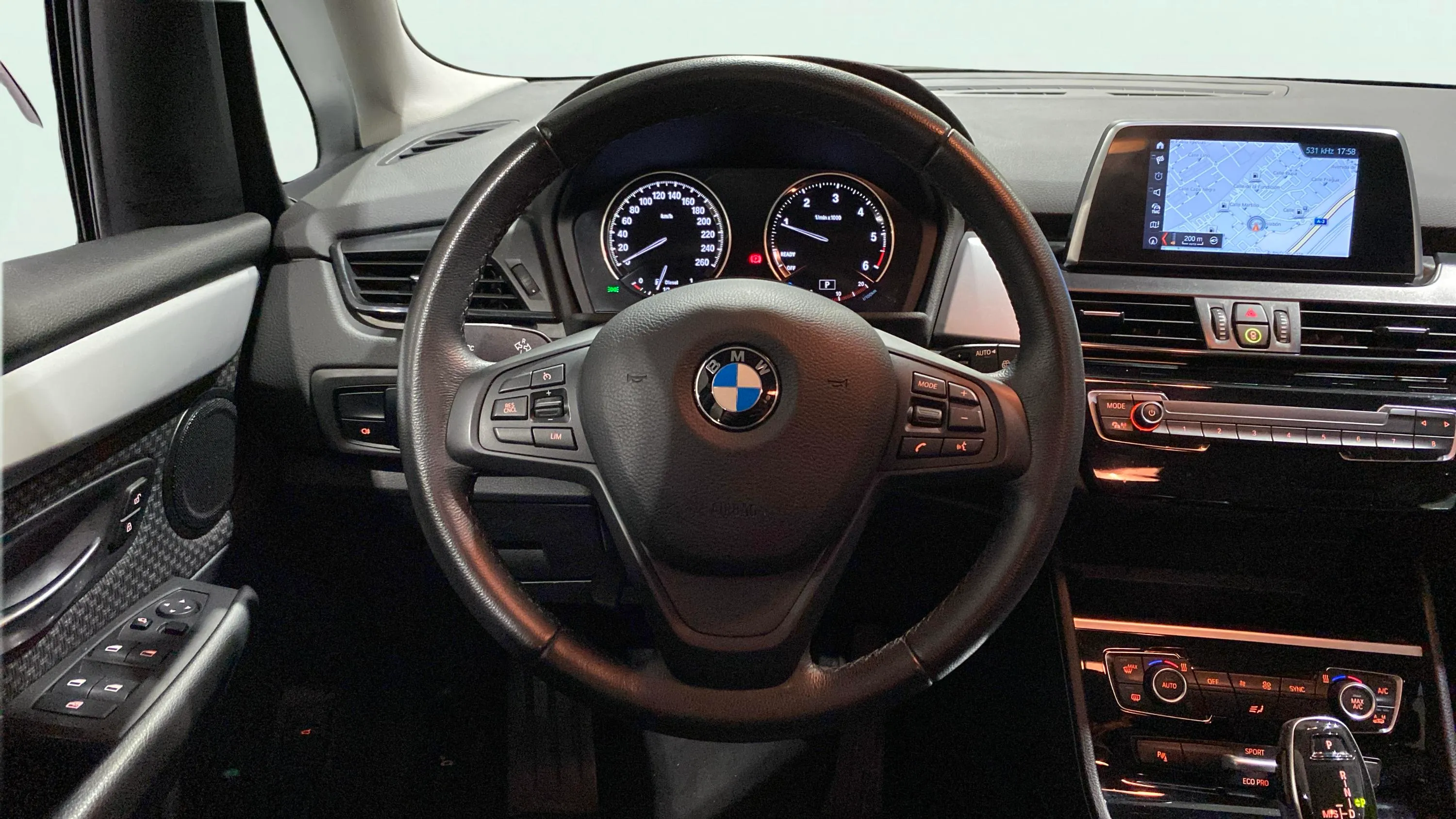 BMW Serie 2 Active Tourer 218d - foto 19