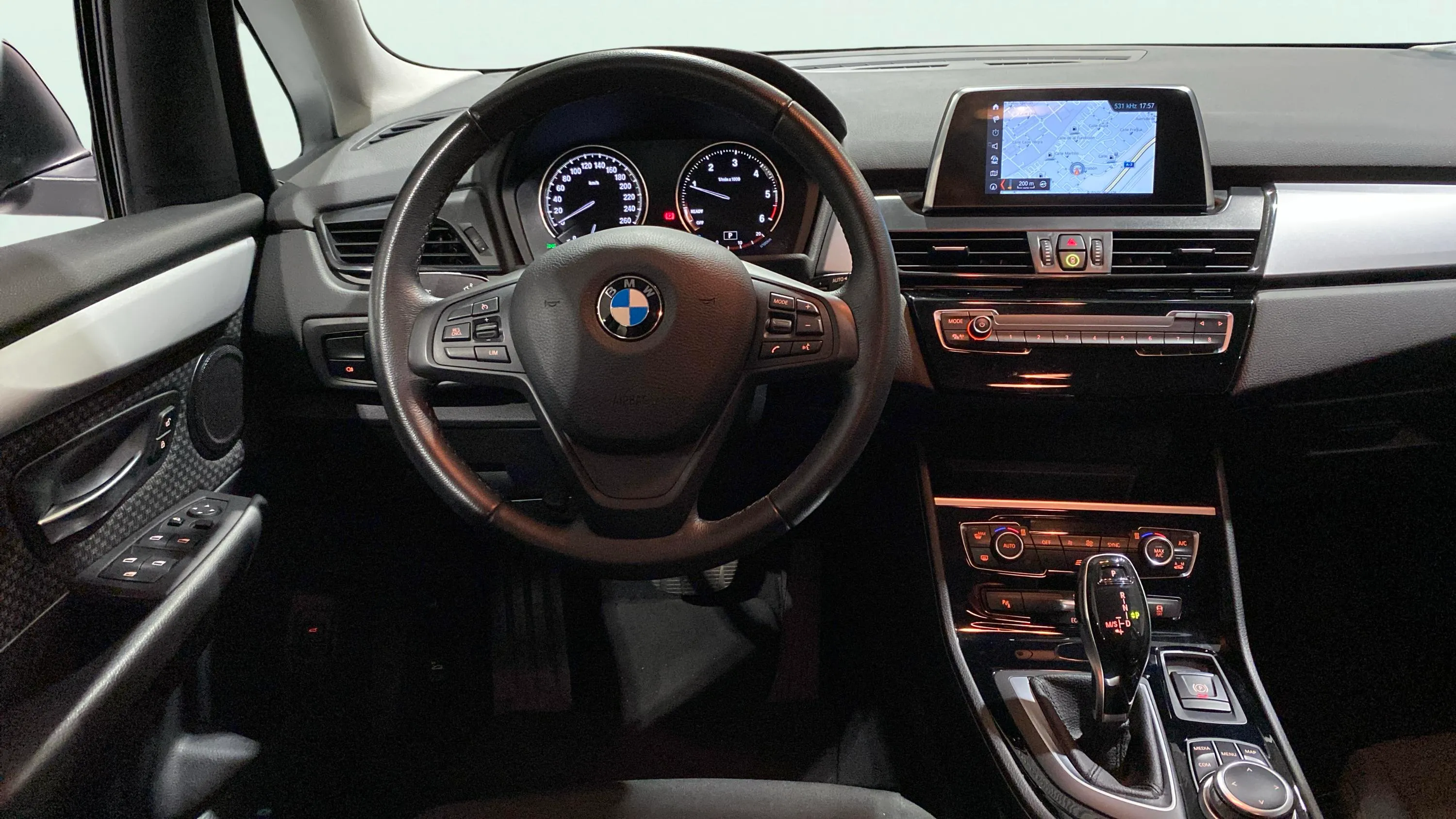 BMW Serie 2 Active Tourer 218d - foto 16
