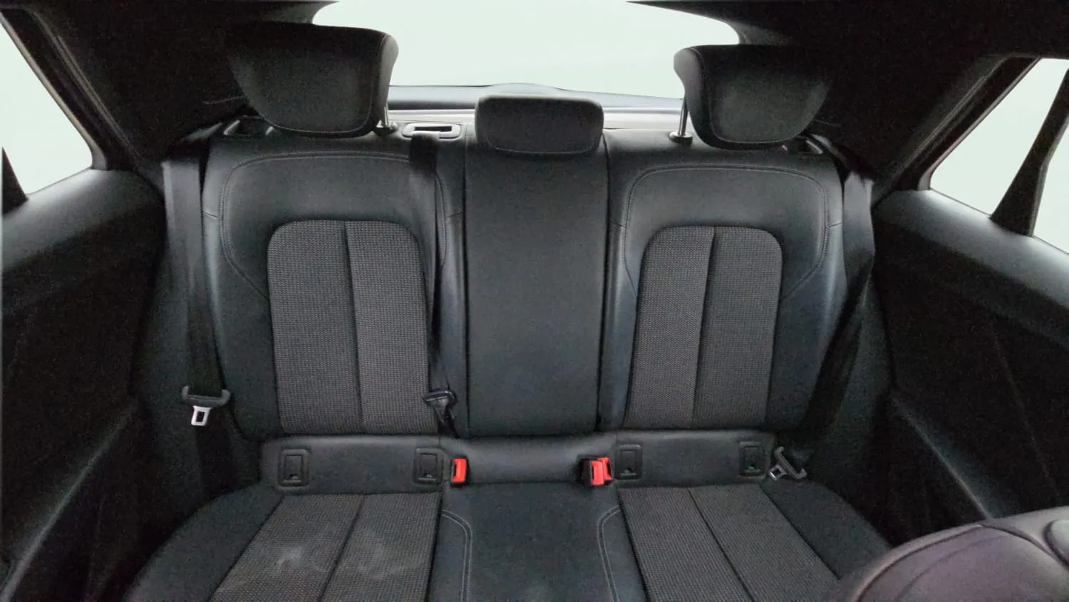 Audi Q2 Adrenalin 30 TDI S tronic - foto 22