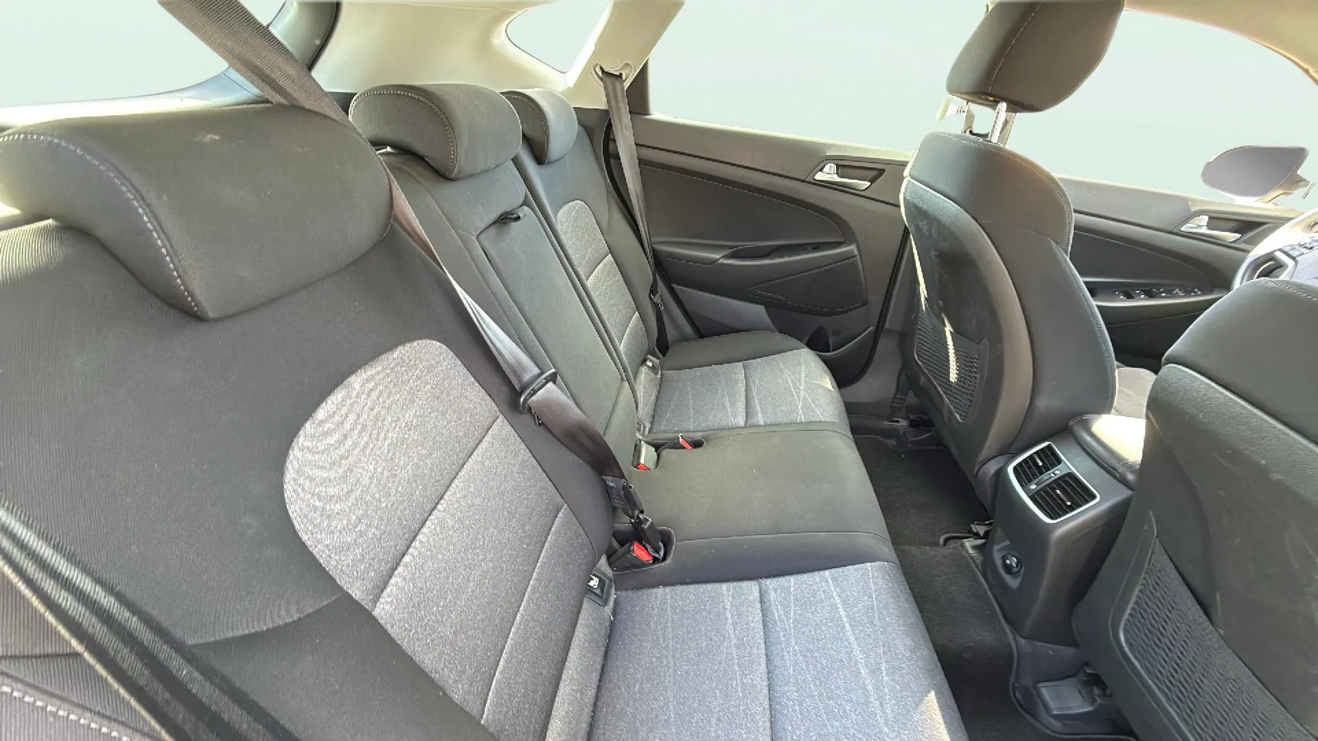 Hyundai Tucson 1.6 CRDi 48V SLE 4x2 - foto 10