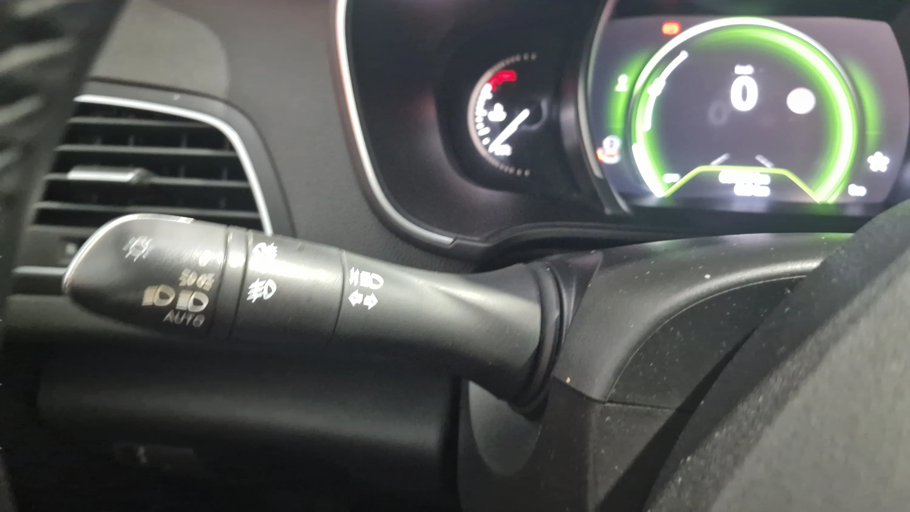 Renault Mégane Zen Energy TCe - foto 17