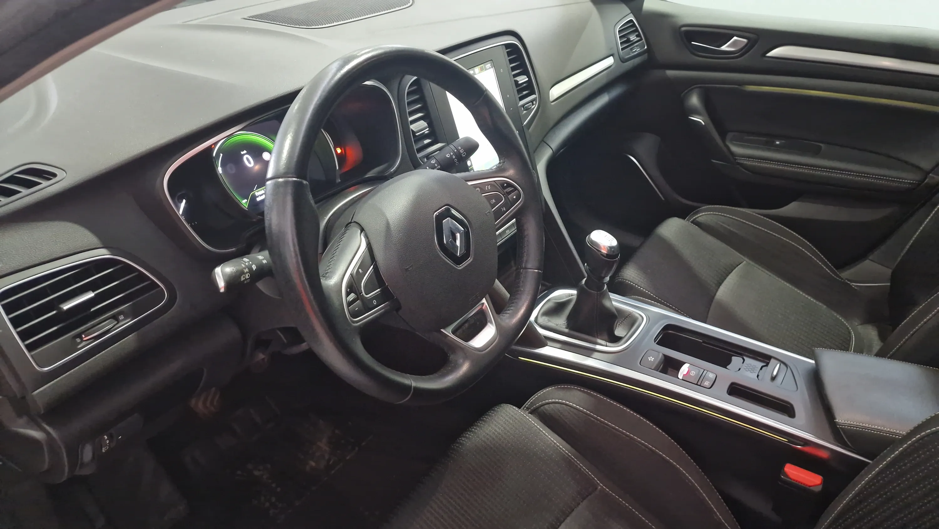 Renault Mégane Zen Energy TCe - foto 12