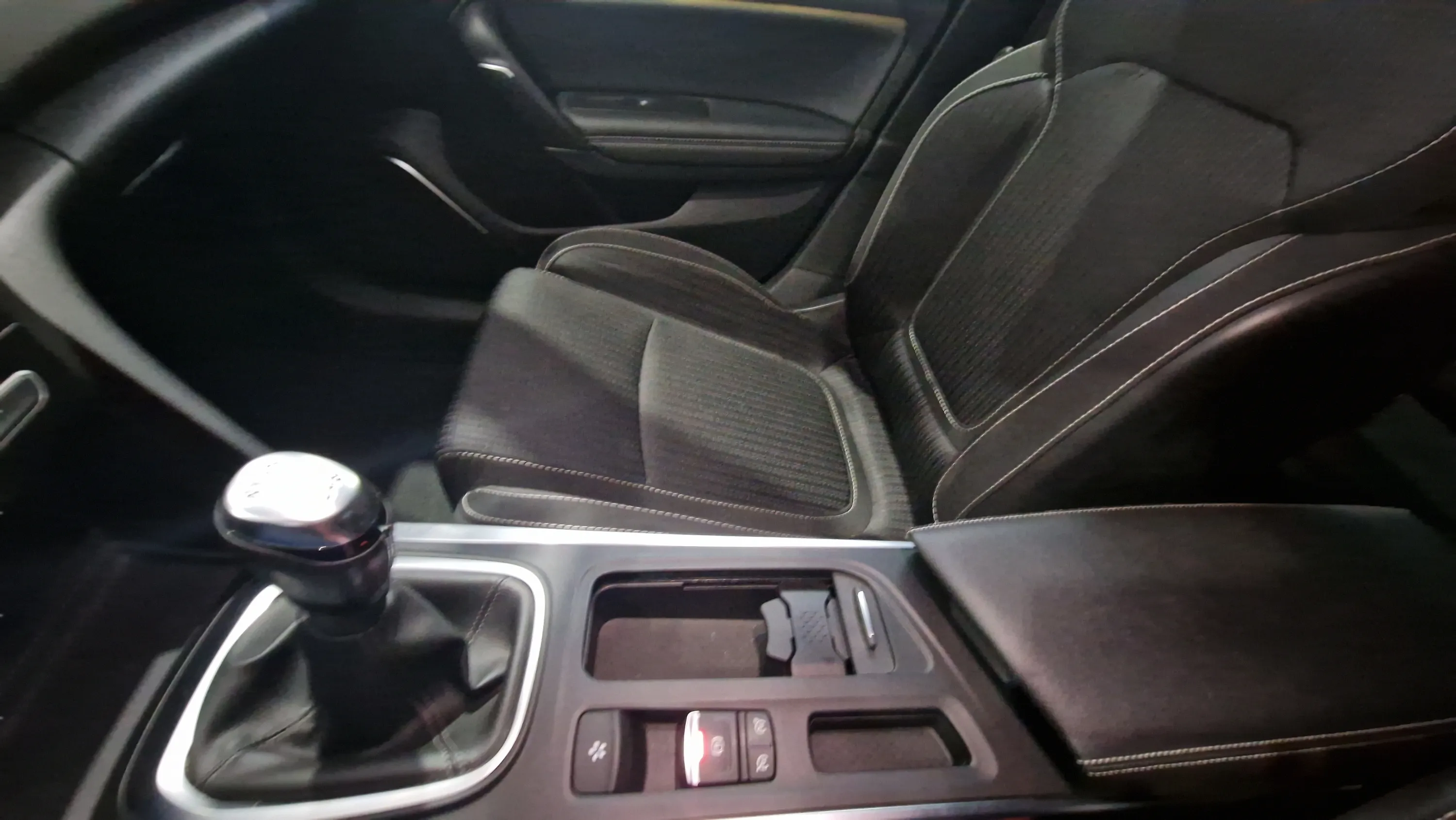Renault Mégane Zen Energy TCe - foto 28