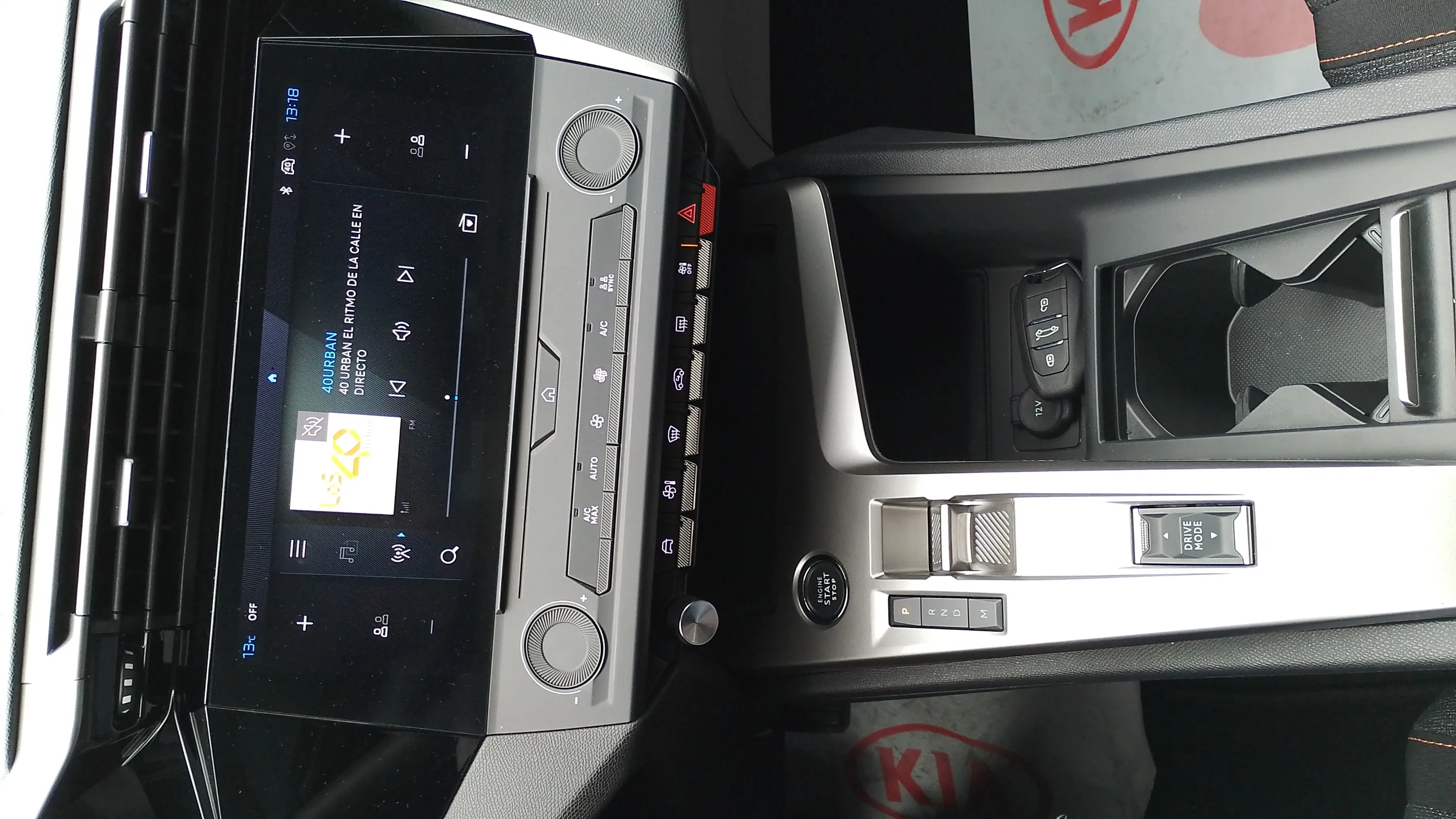 Peugeot 308 Style Hybrid MHEV 136 e-DCS6 - foto 39
