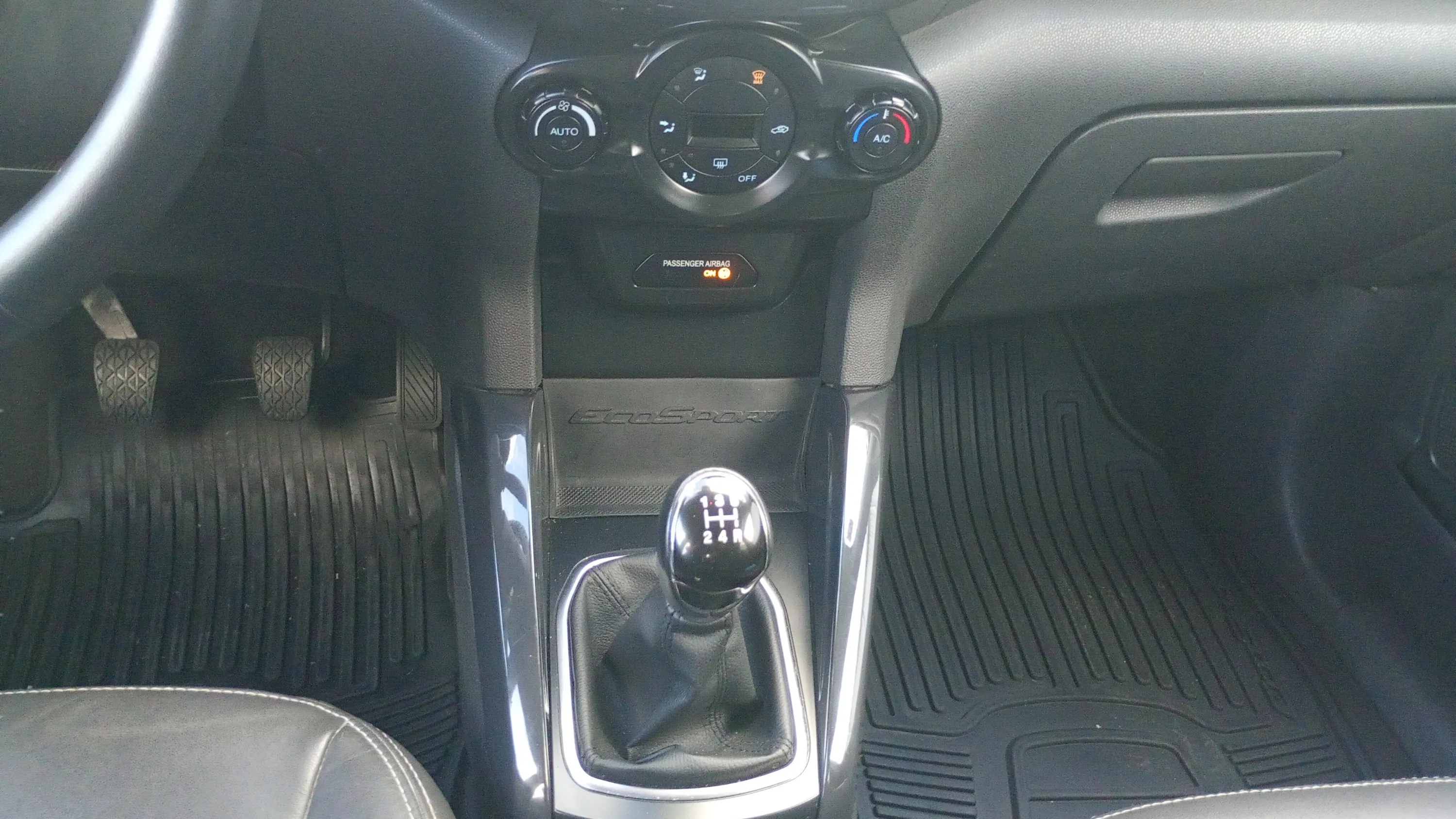 Ford EcoSport 1.0 EcoBoost Trend - foto 7