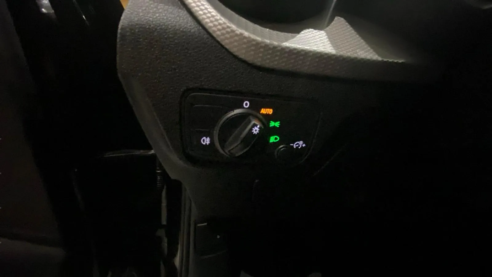 Audi Q2 Advanced 30 TFSI - foto 26