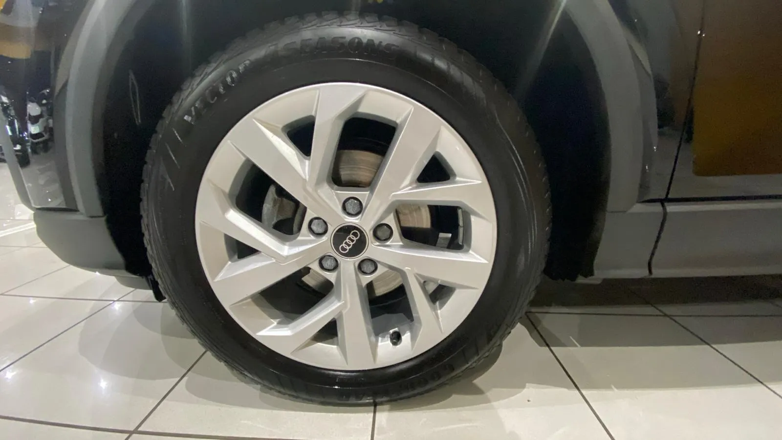 Audi Q2 Advanced 30 TFSI - foto 9