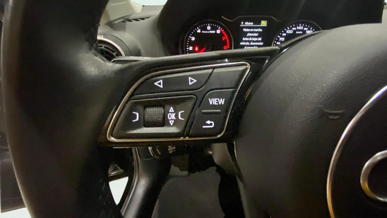 Audi Q2 Advanced 30 TFSI - foto 10