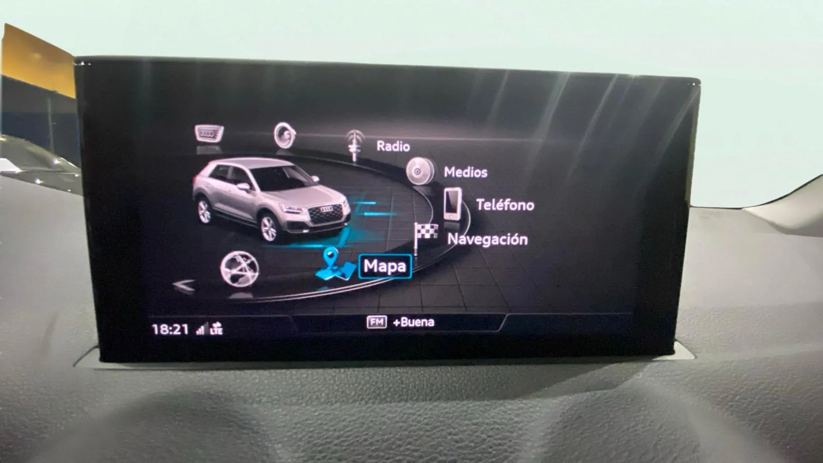 Audi Q2 Advanced 30 TFSI - foto 14