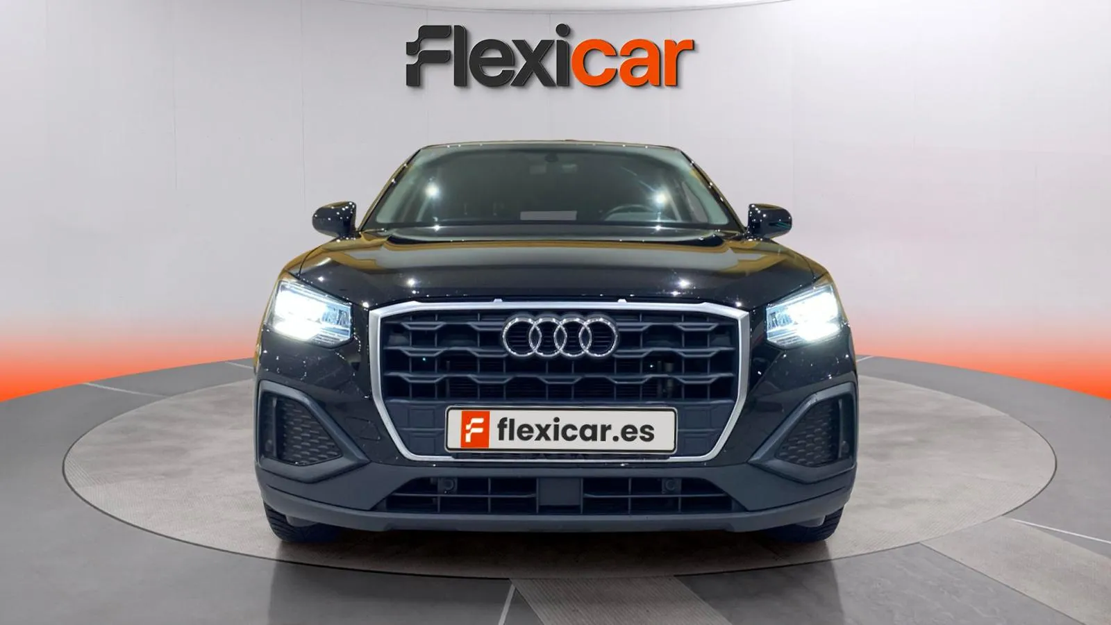 Audi Q2 Advanced 30 TFSI - foto 2