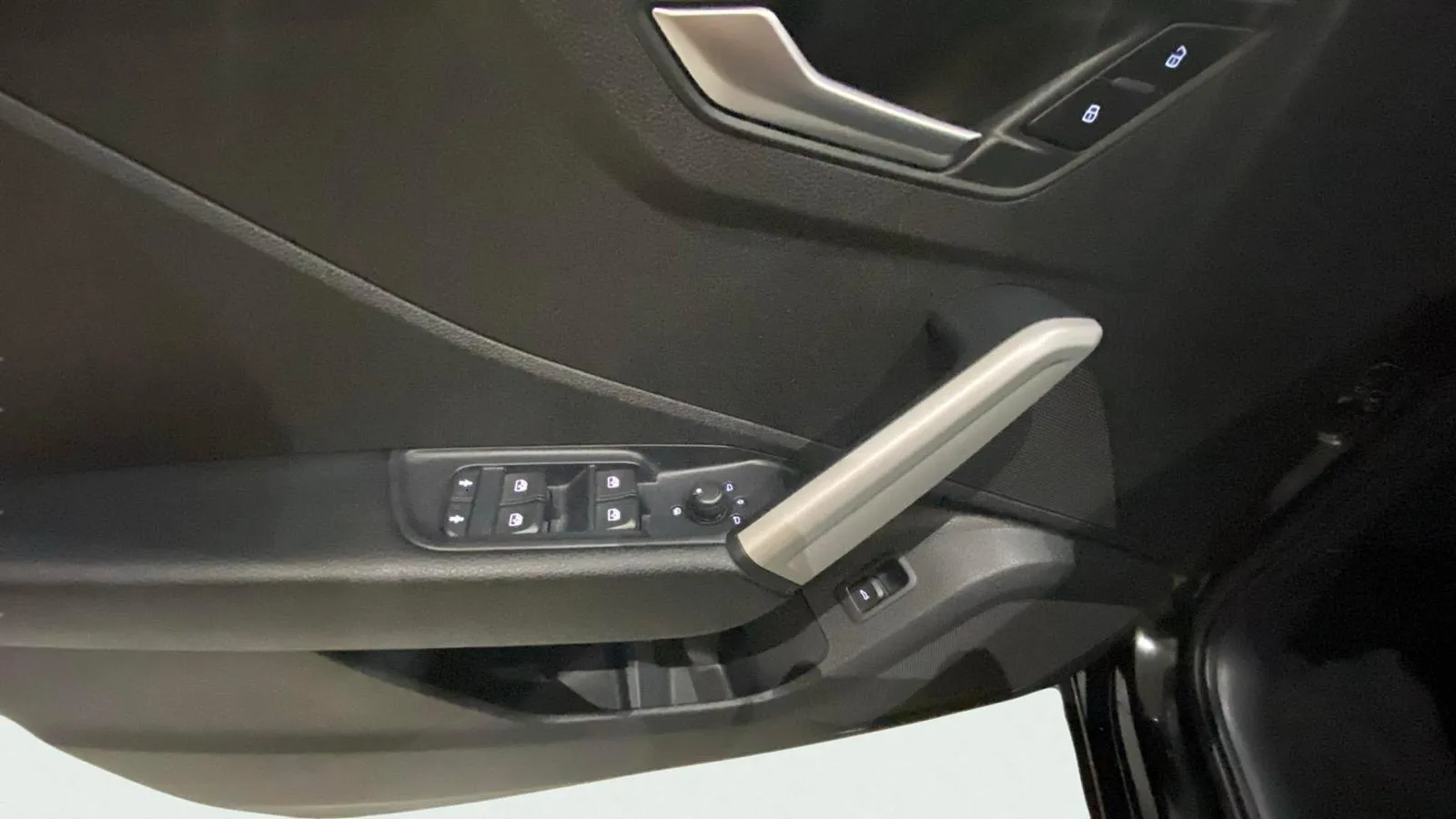 Audi Q2 Advanced 30 TFSI - foto 22