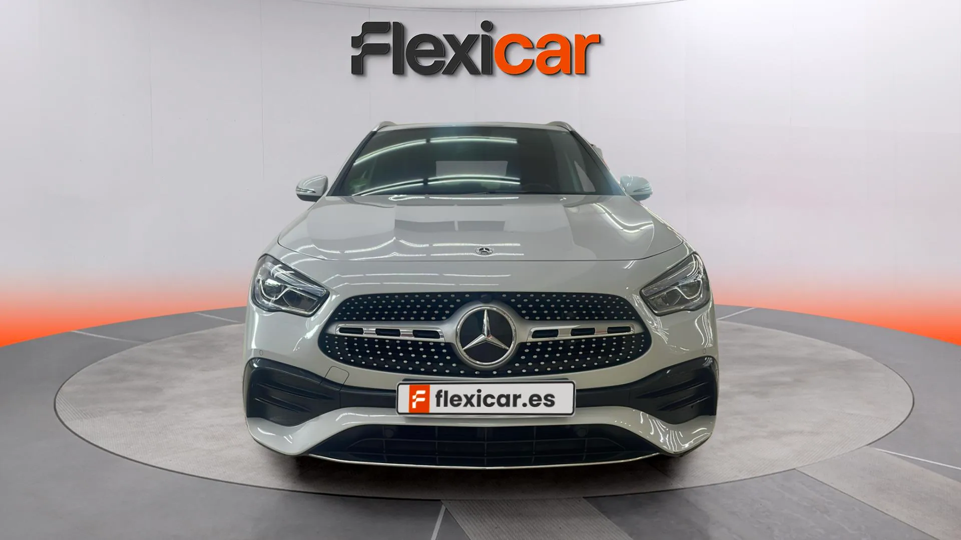 Mercedes-Benz GLA 200 D - foto 2