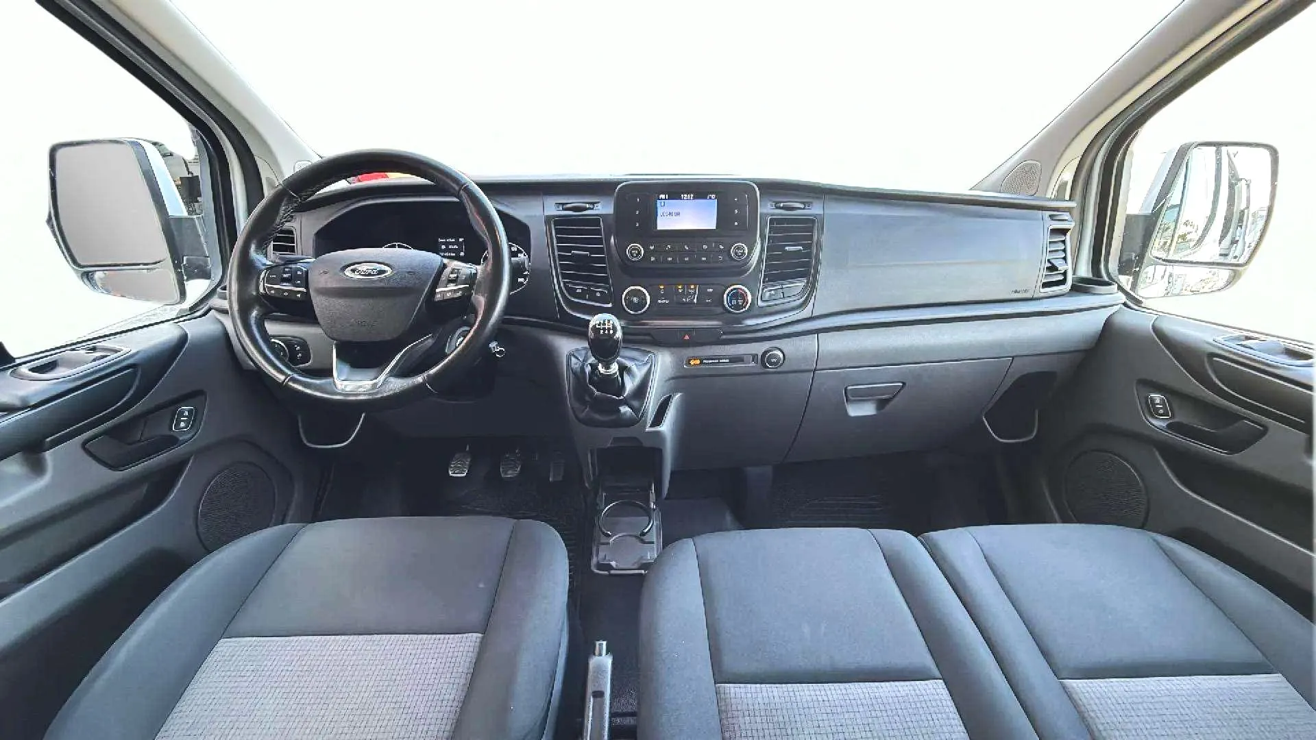Ford Transit Custom Carrocería: SUV/Monovolumen Tipo de caja de cambio: - foto 14