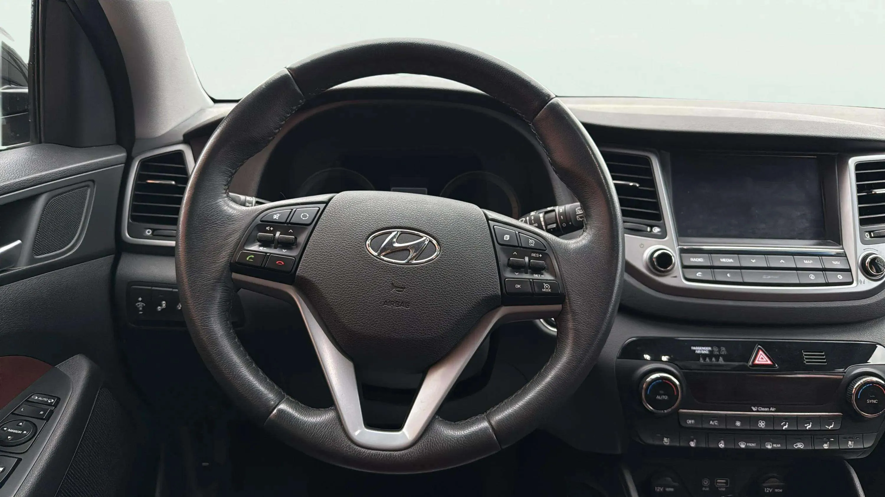 Hyundai Tucson 1.6 T-GDi Style DT 4x4 - foto 13