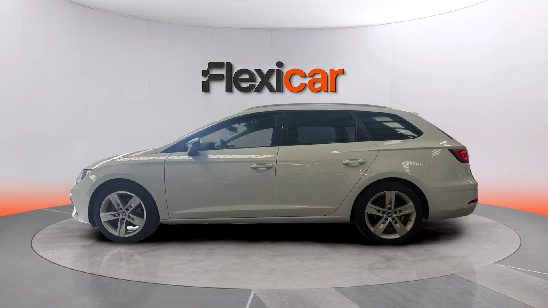 SEAT León 1.4 TSI ACT DSG-7 FR - foto 3