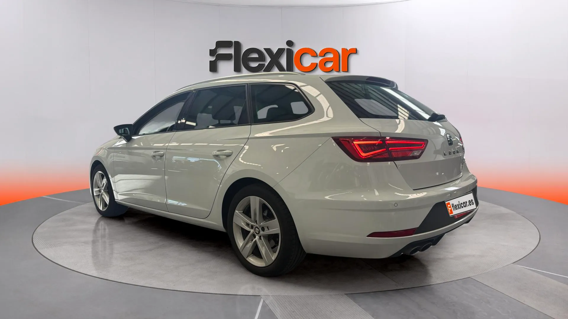 SEAT León 1.4 TSI ACT DSG-7 FR - foto 4