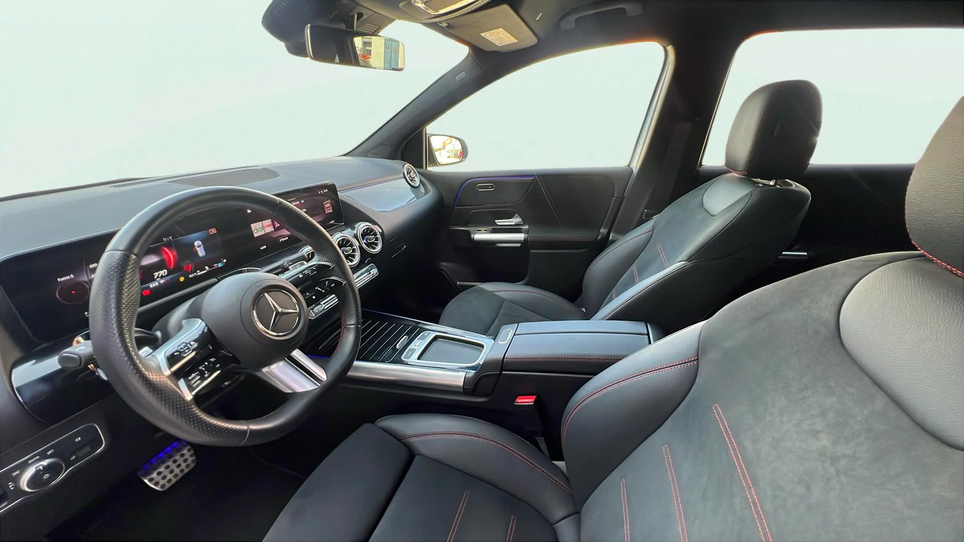 Mercedes-Benz Clase B B 200 d - foto 9