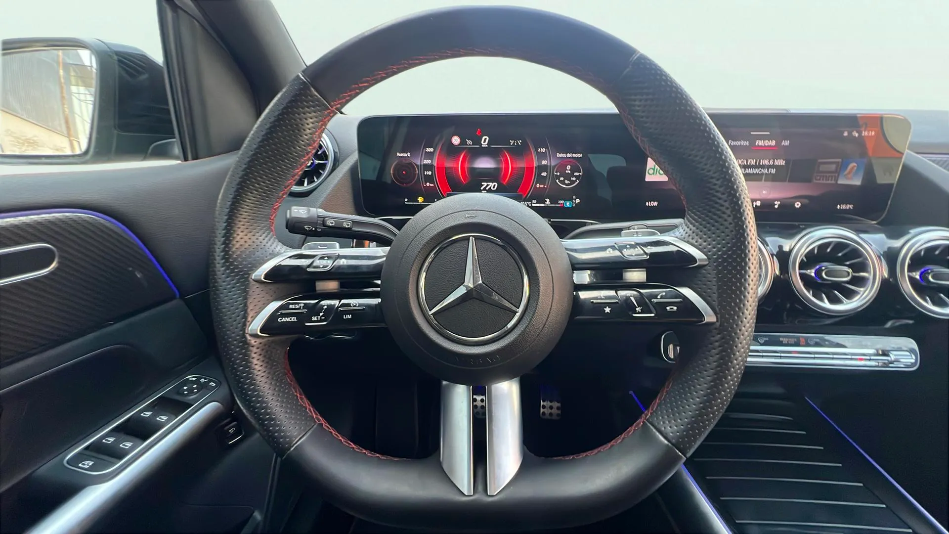 Mercedes-Benz Clase B B 200 d - foto 12
