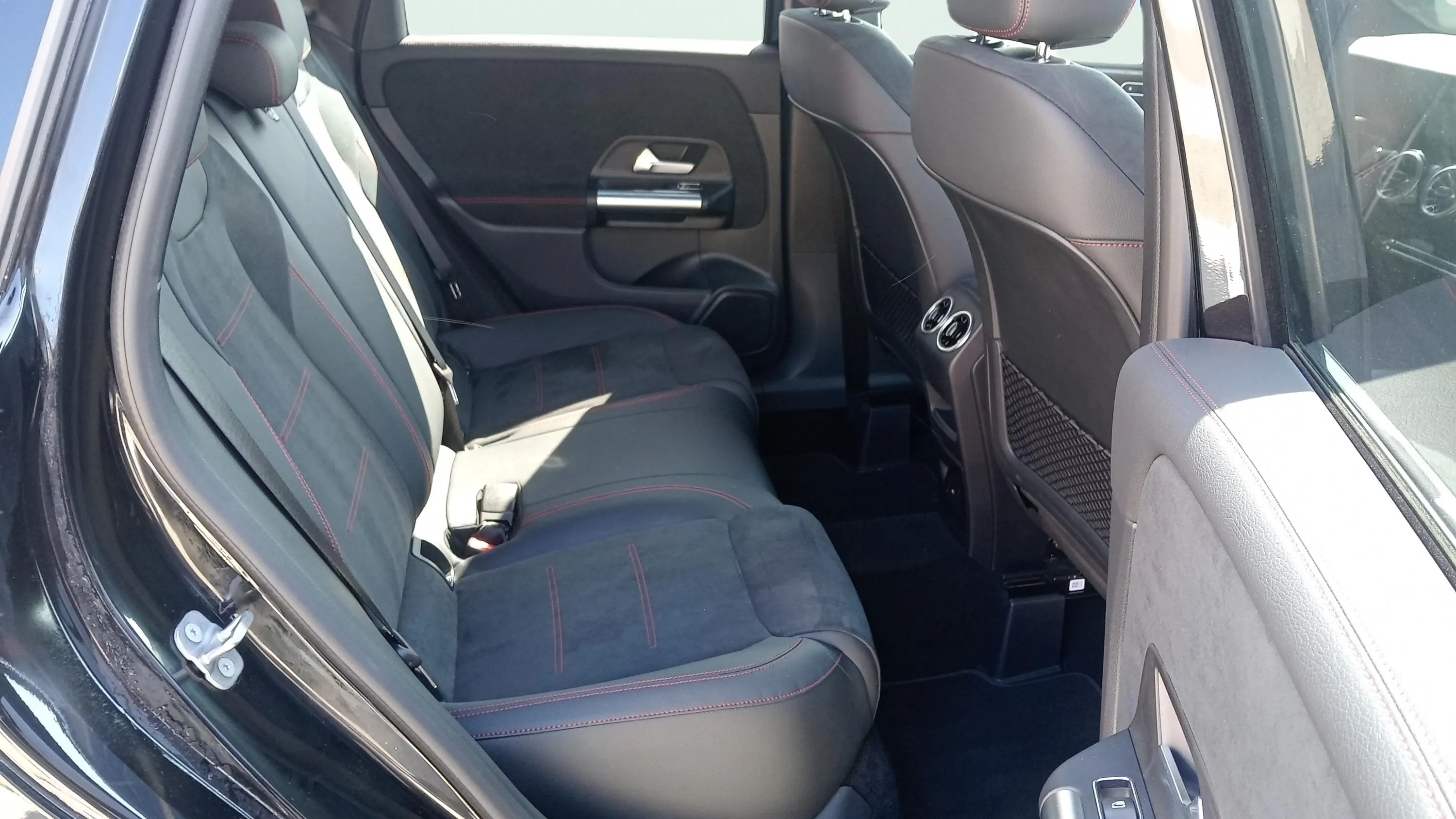 Mercedes-Benz Clase B B 200 d - foto 19