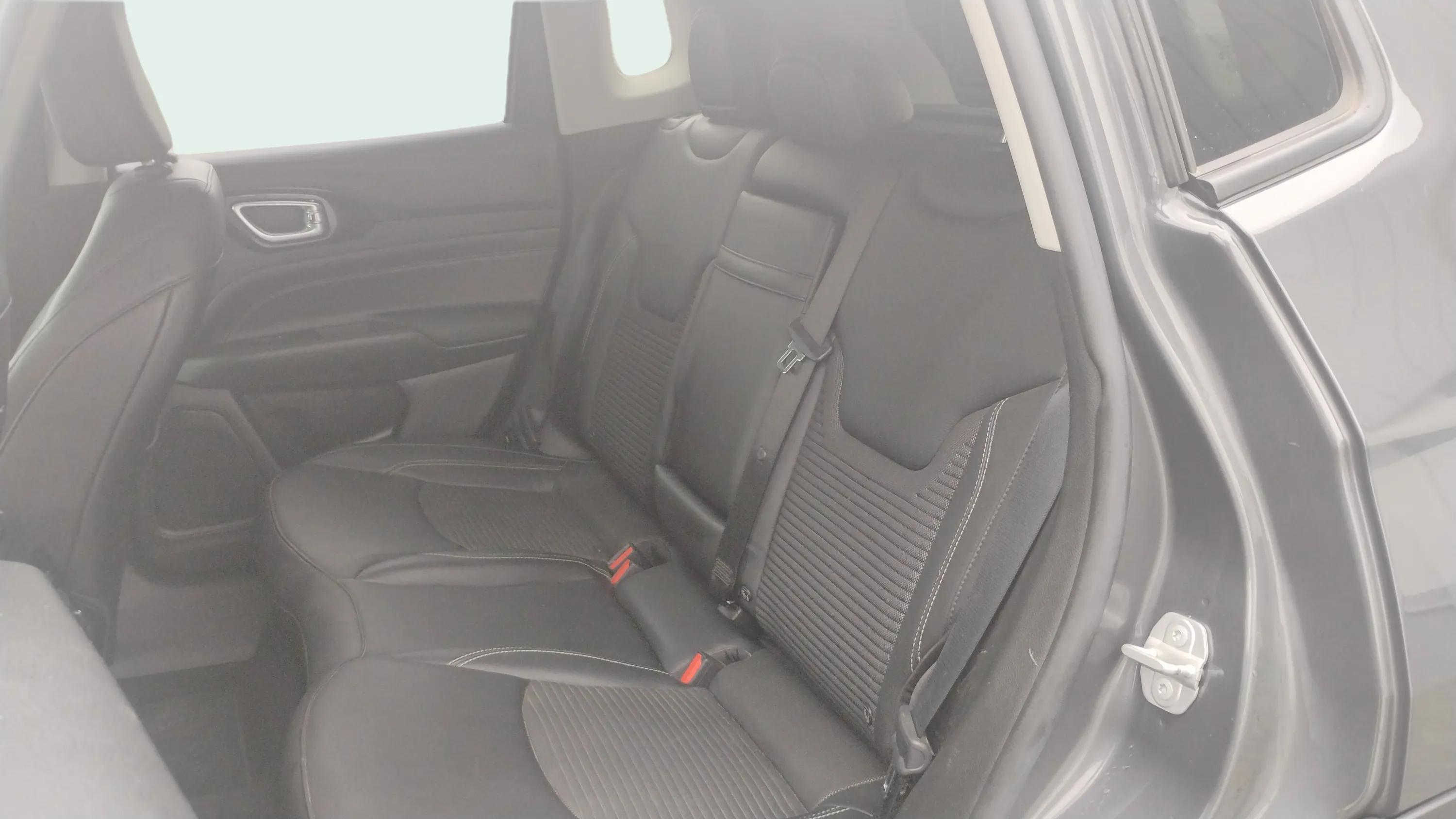 Jeep Compass 1.6 Mjet Limited FWD - foto 10