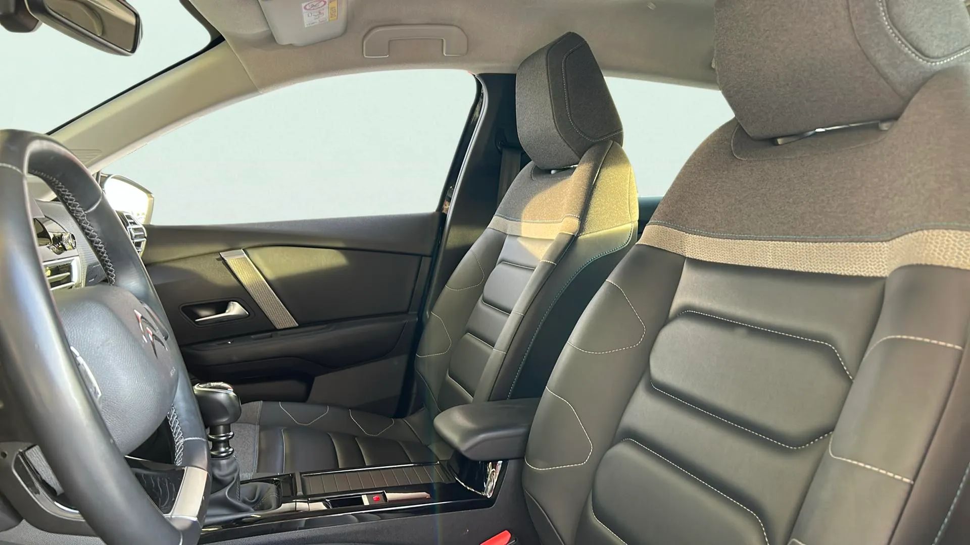 Citroën C4 PureTech 130 Shine - foto 12