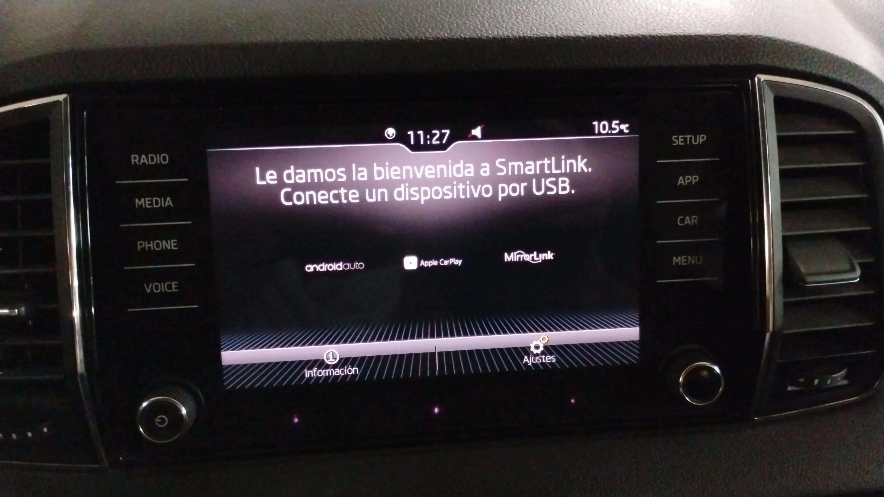 Škoda Karoq 1.0 TSI Ambition - foto 23