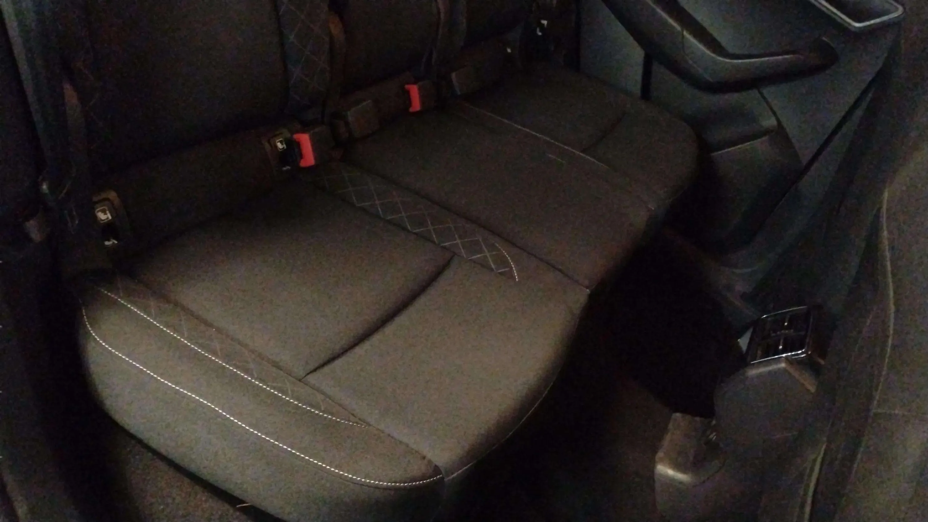 Škoda Karoq 1.0 TSI Ambition - foto 13