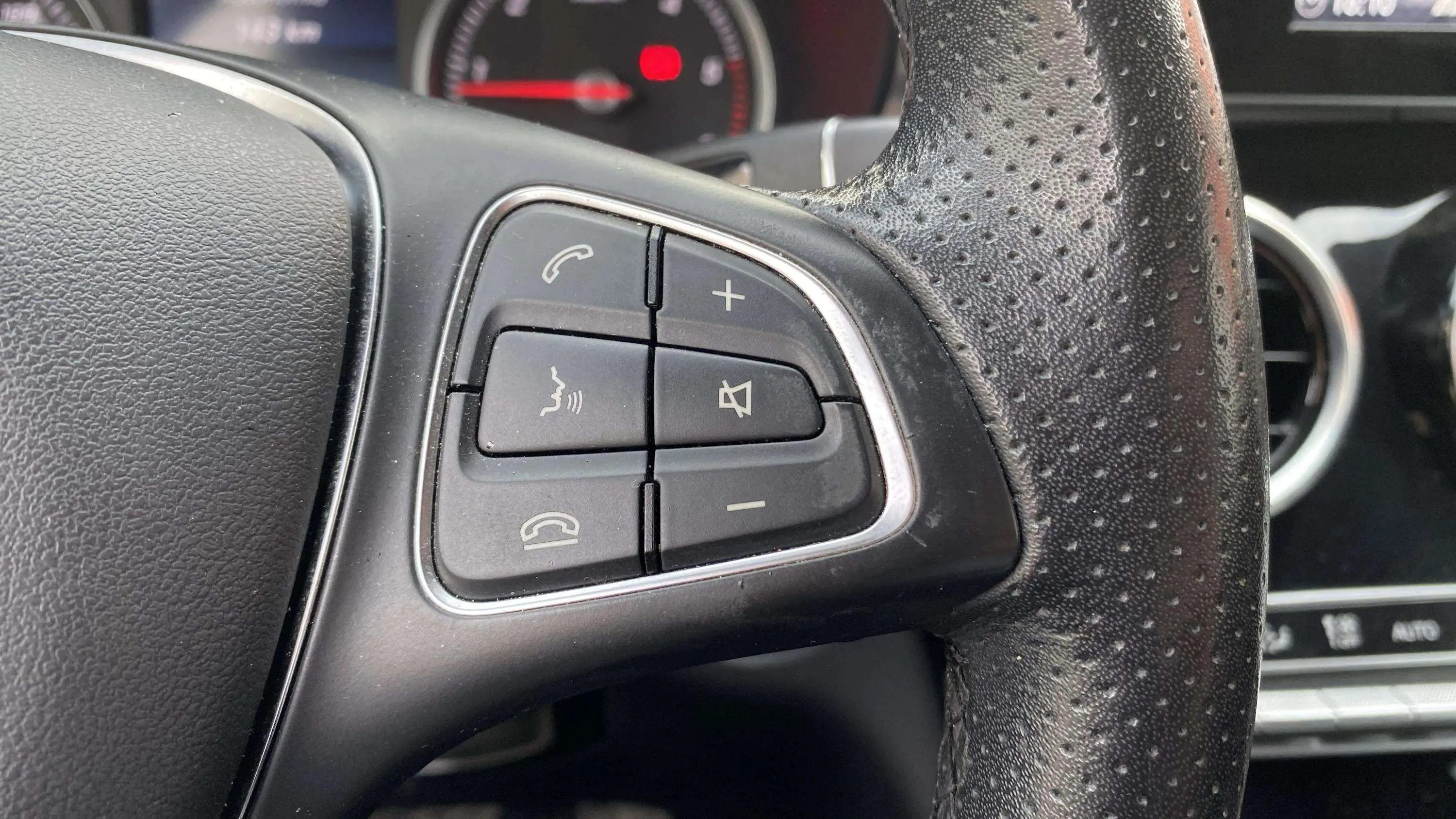 Mercedes-Benz GLC 250 d 4MATIC - foto 12