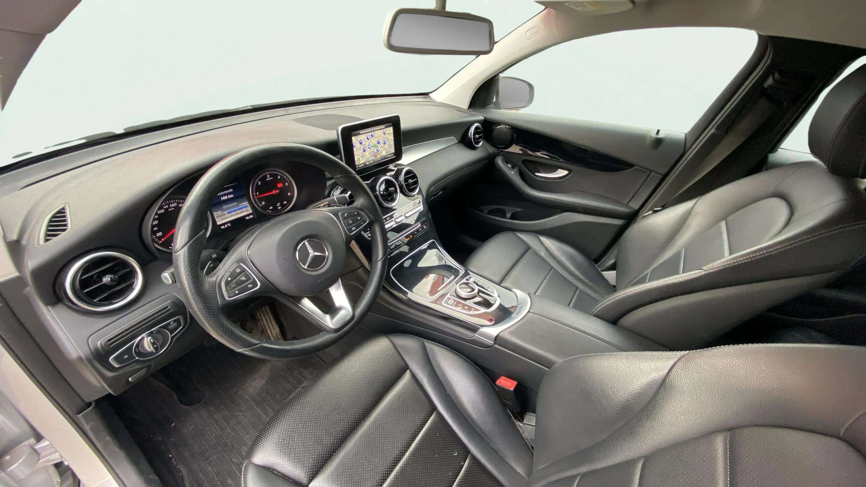 Mercedes-Benz GLC 250 d 4MATIC - foto 23