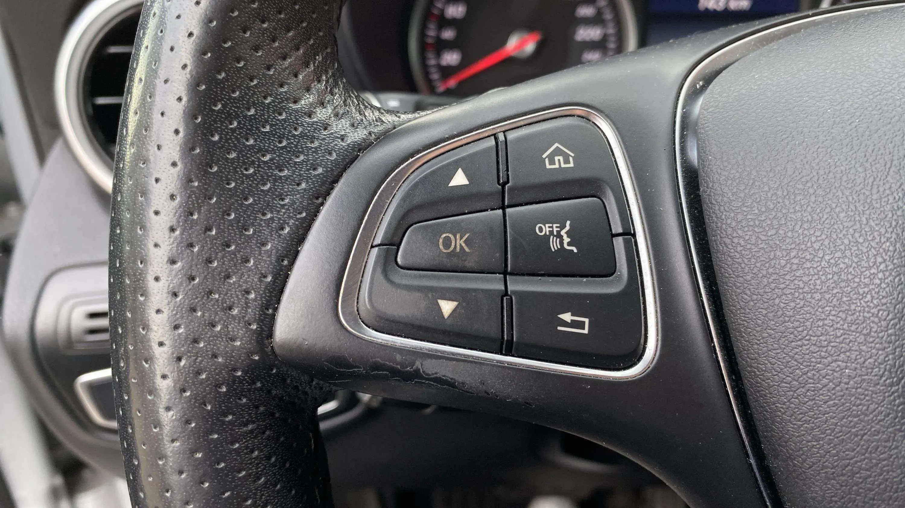 Mercedes-Benz GLC 250 d 4MATIC - foto 11