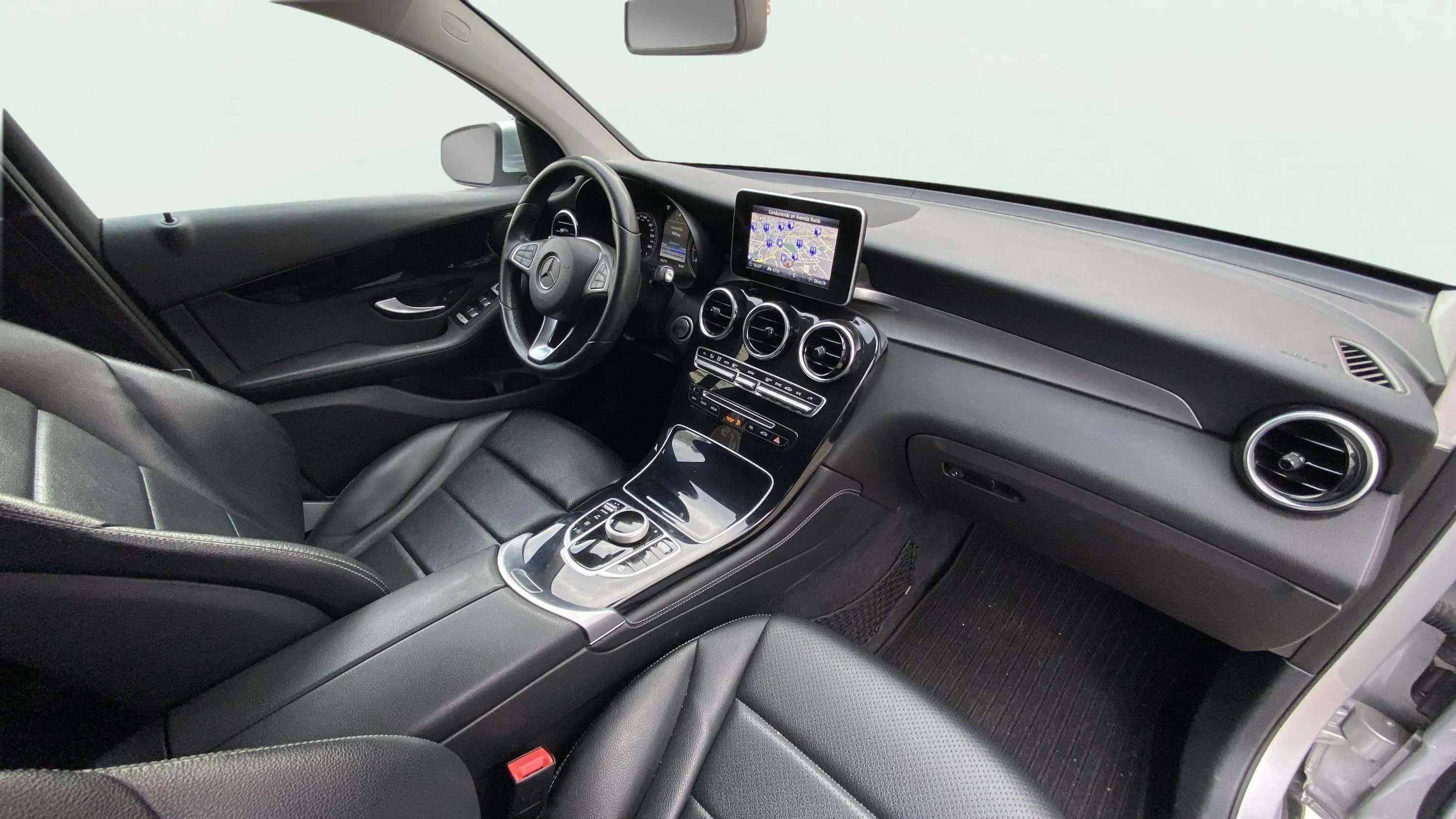 Mercedes-Benz GLC 250 d 4MATIC - foto 25