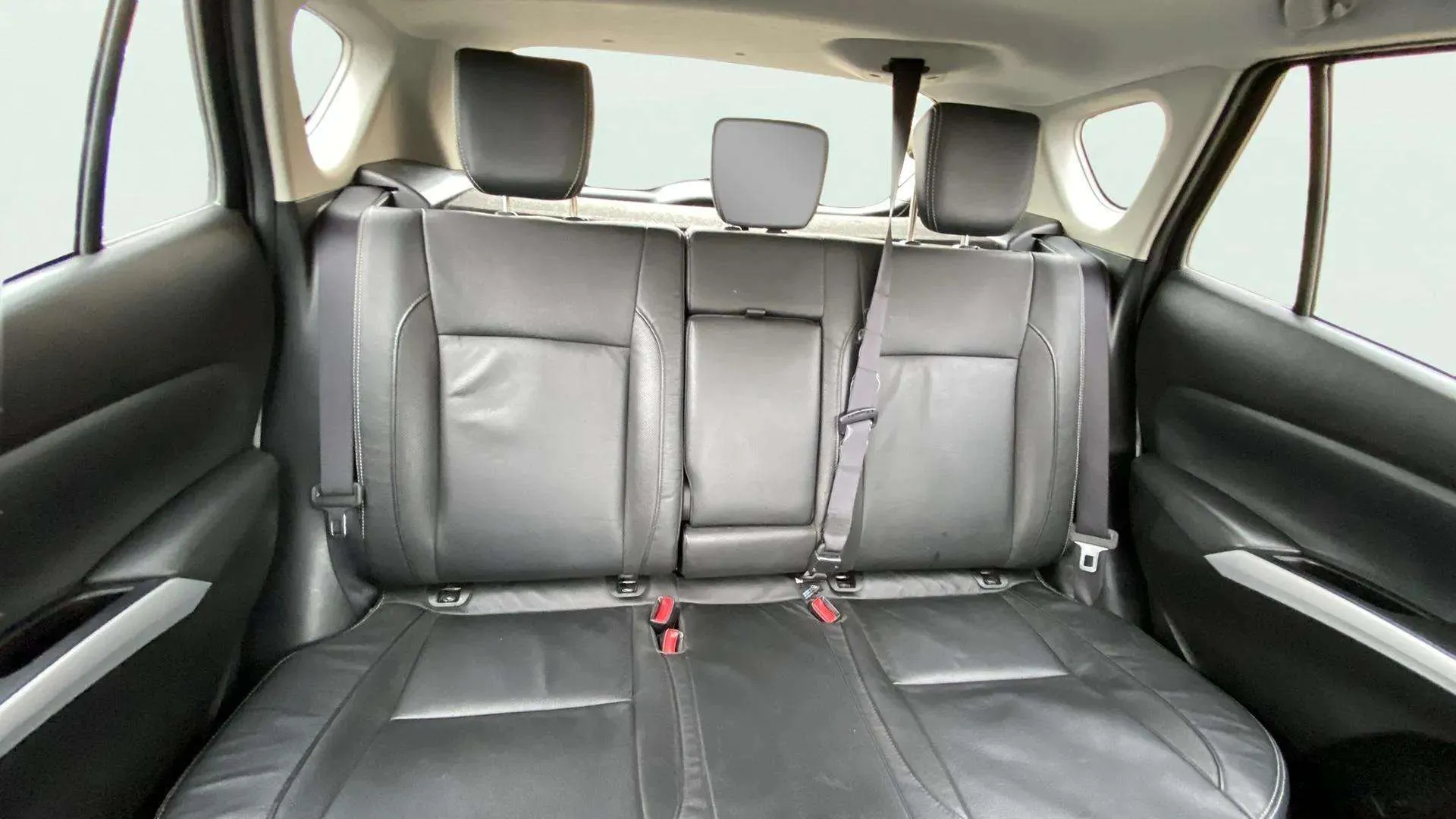 Suzuki S-Cross 1.6 Ddis GLE 4WD - foto 13