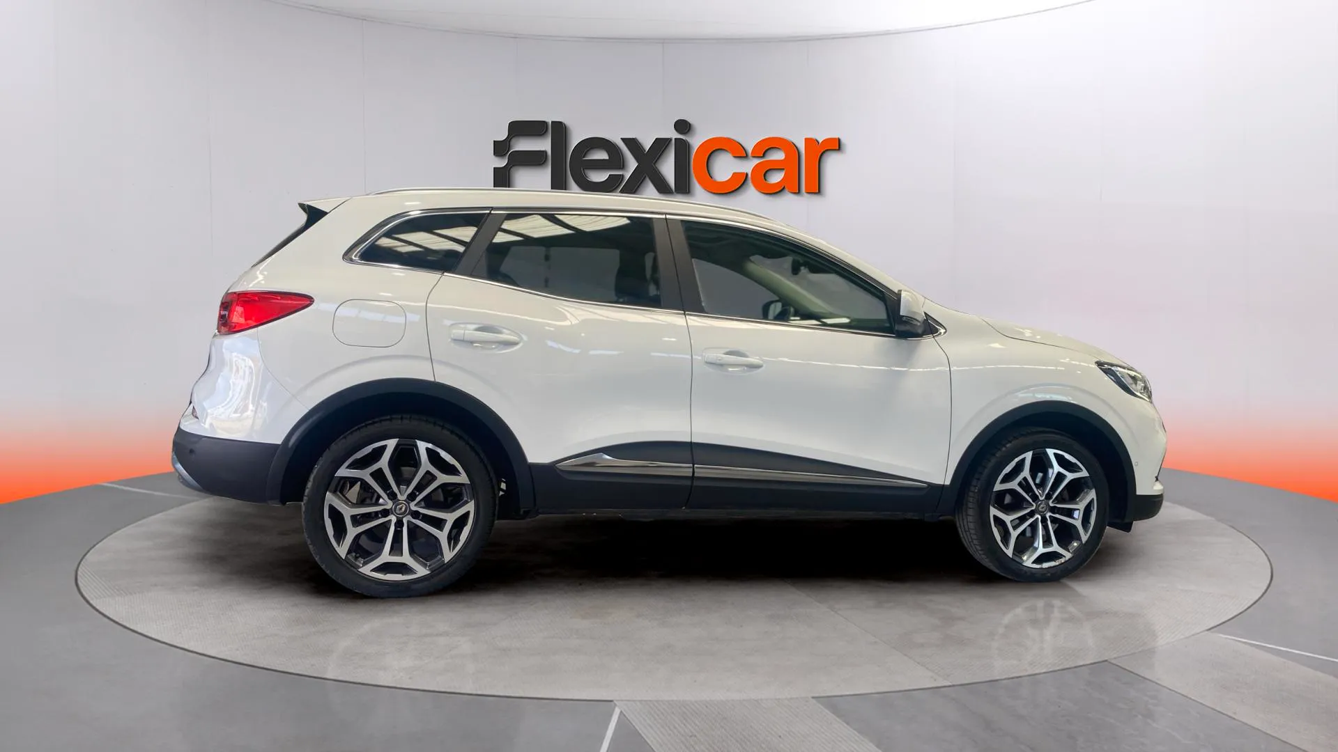 Renault Kadjar Techno GPF TCe EDC - foto 4