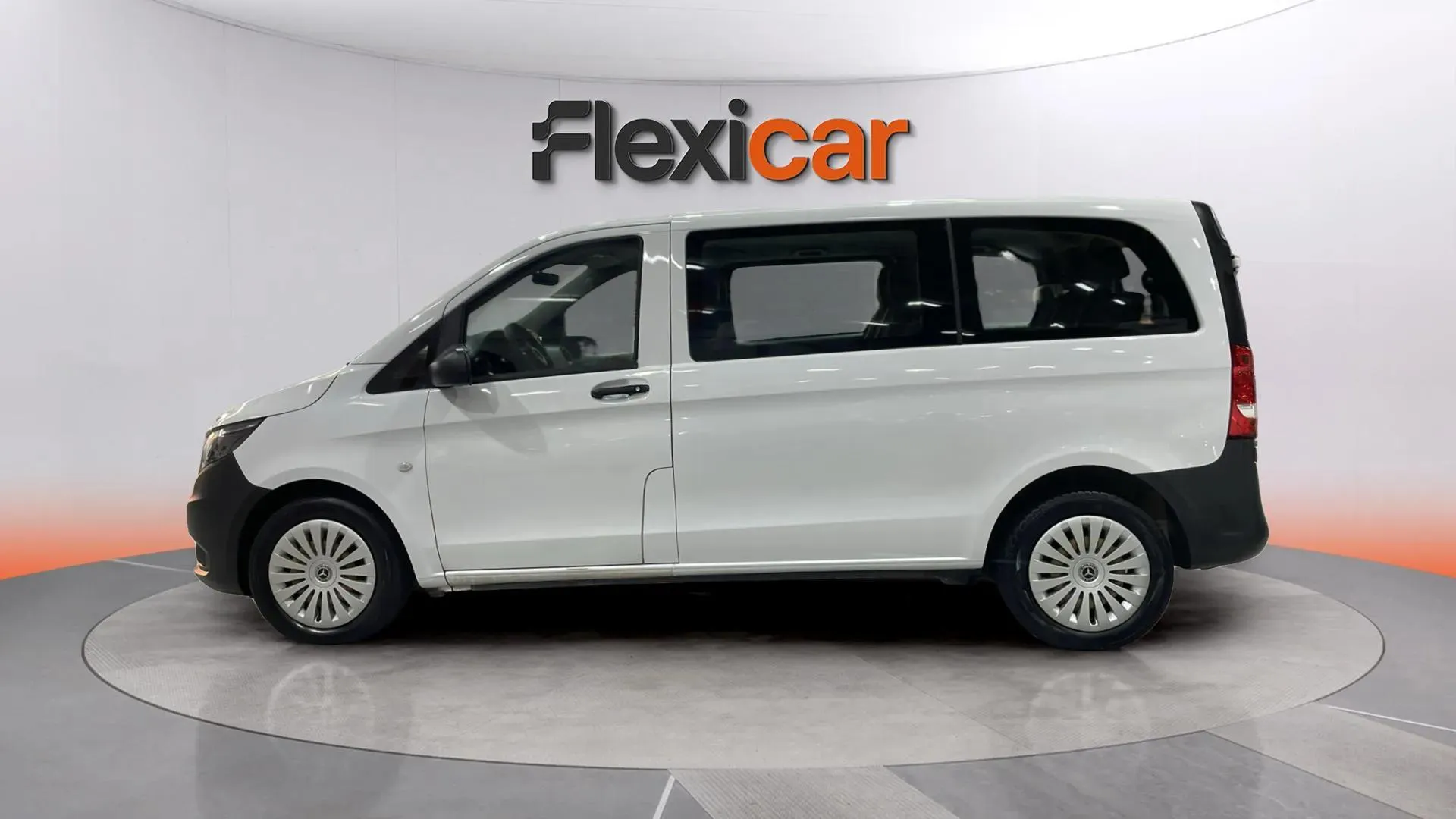 Mercedes-Benz Vito 114 CDI TD Tourer Pro Compacta - foto 6