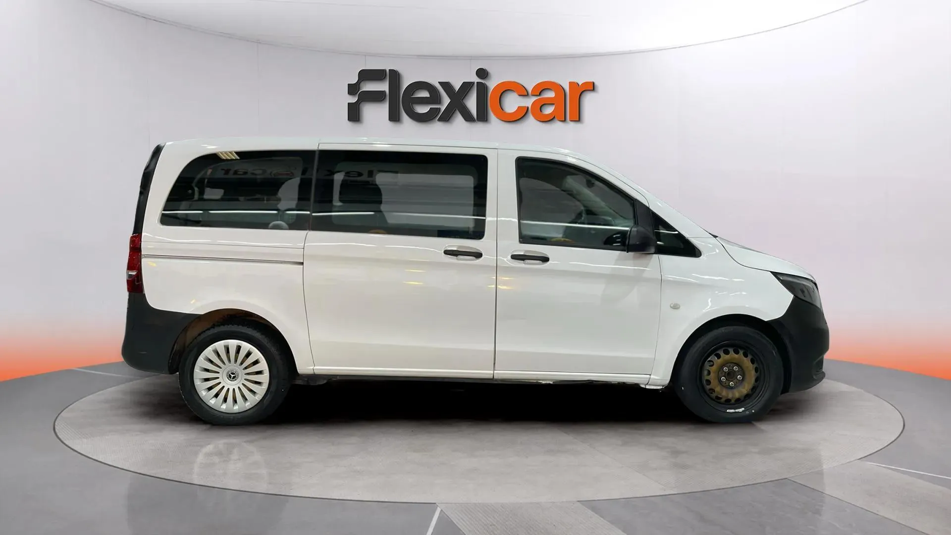 Mercedes-Benz Vito 114 CDI TD Tourer Pro Compacta - foto 2