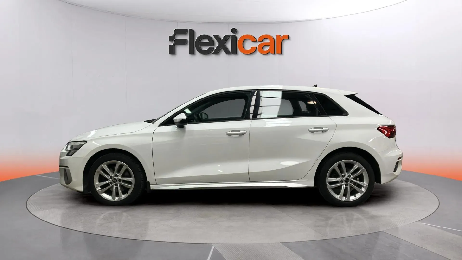 Audi A3 Sportback 35 TFSI - foto 5