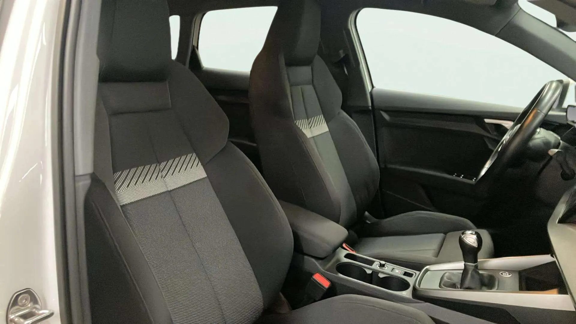 Audi A3 Sportback 35 TFSI - foto 14
