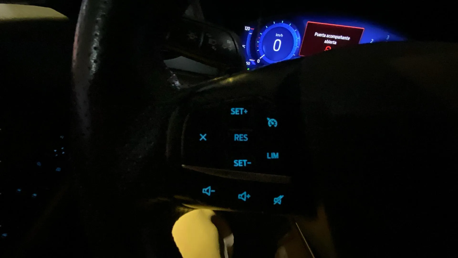 Ford Kuga ST-Line X 1.5 EcoBlue - foto 22