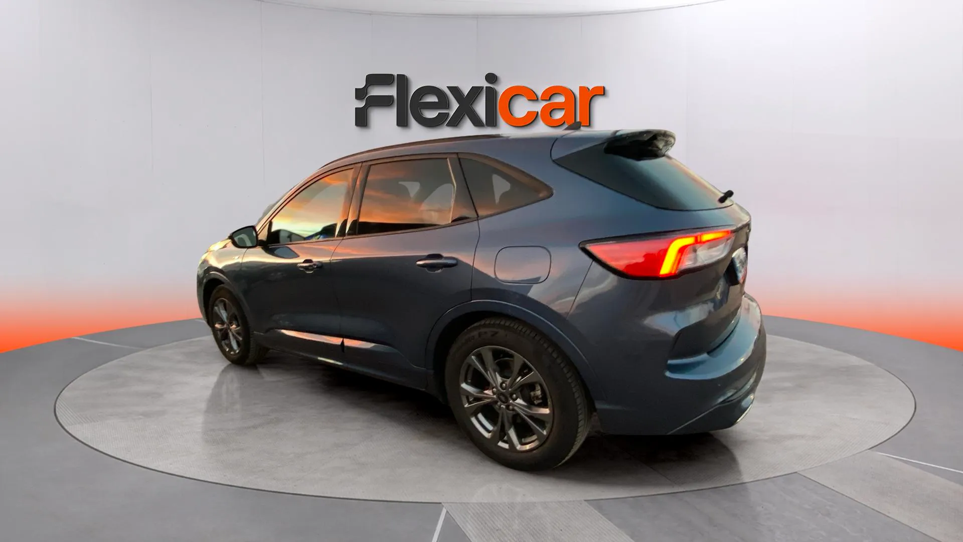 Ford Kuga ST-Line X 1.5 EcoBlue - foto 7