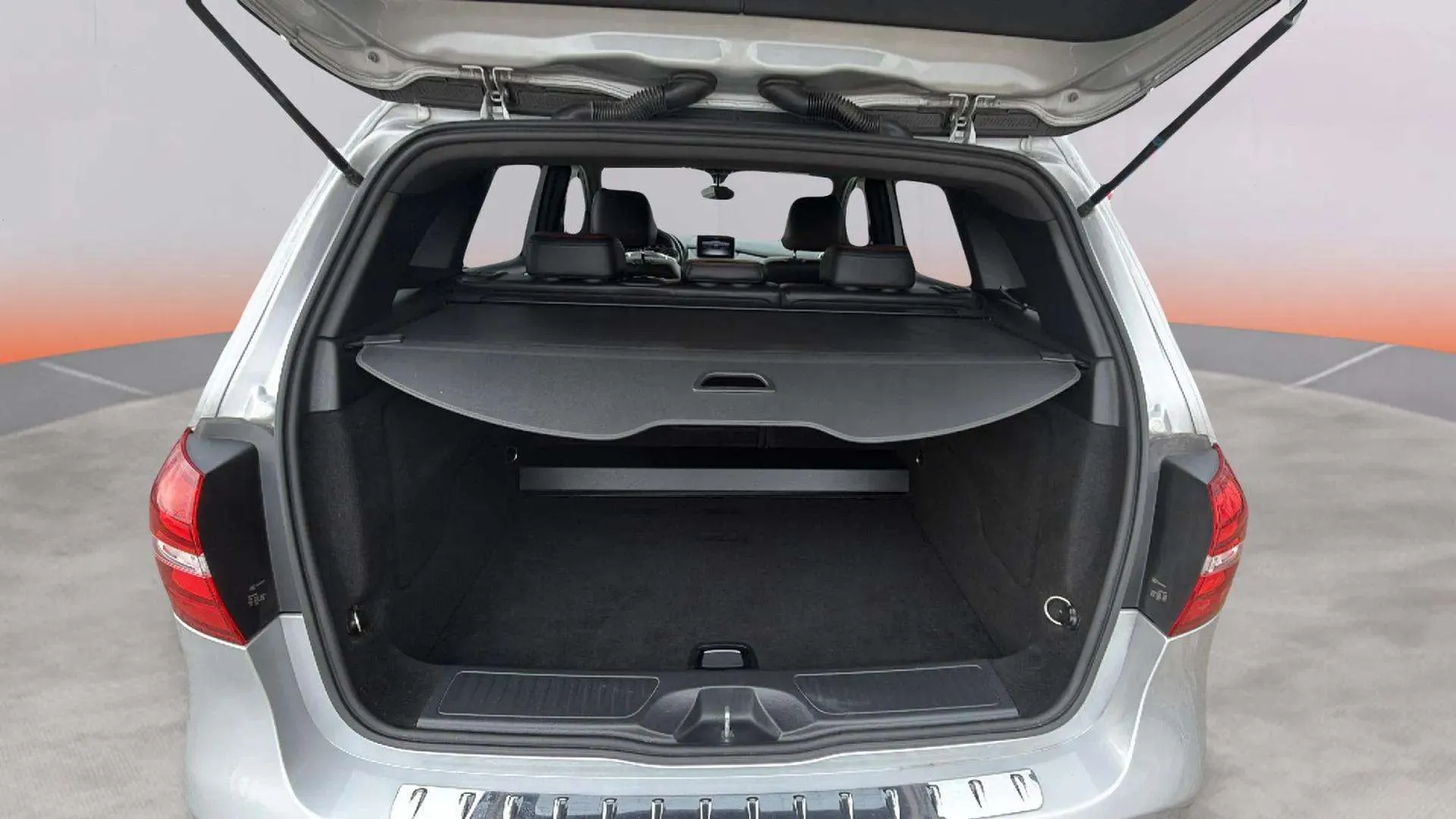 Mercedes-Benz Clase B B 200 d - foto 9