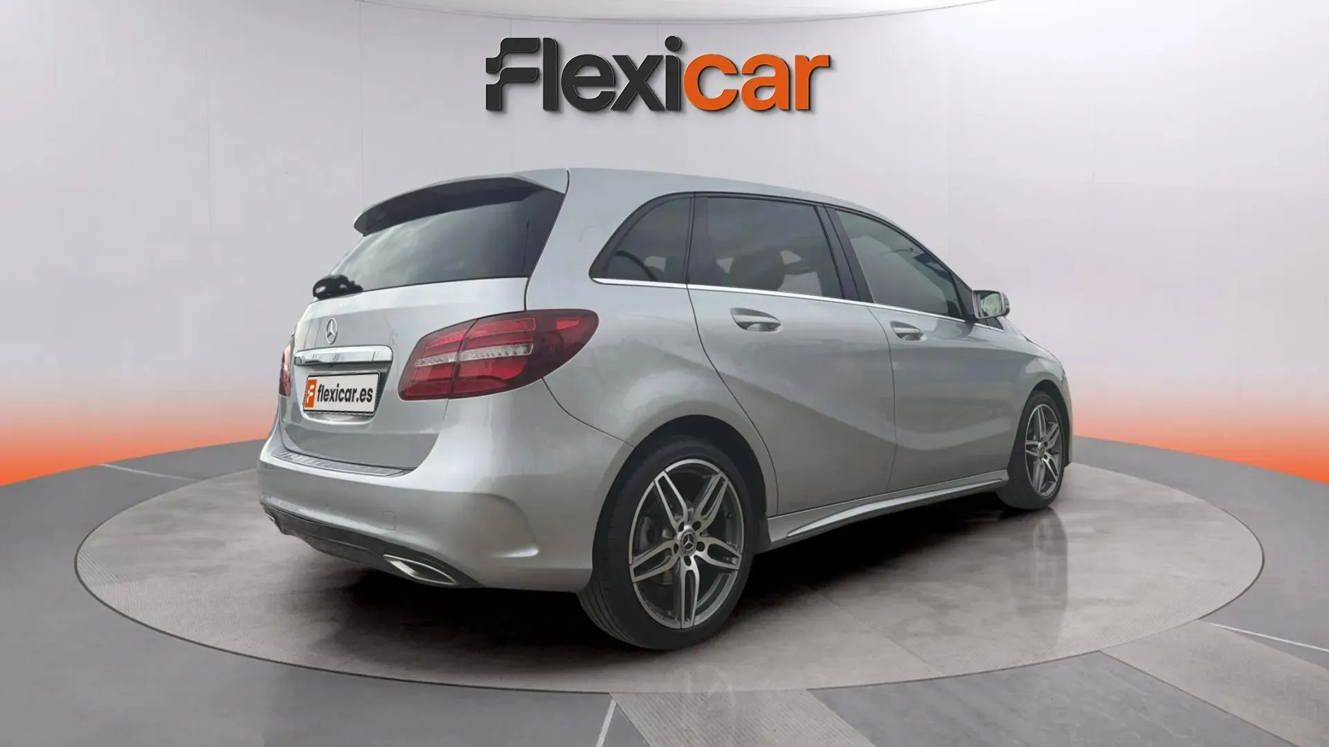 Mercedes-Benz Clase B B 200 d - foto 7