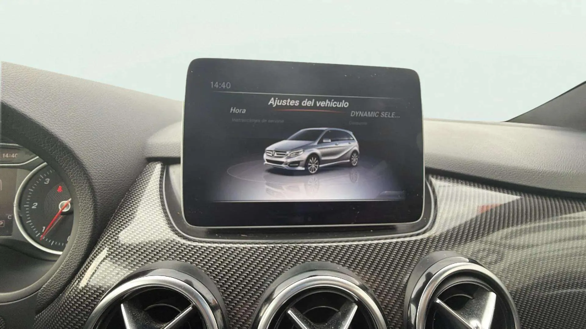Mercedes-Benz Clase B B 200 d - foto 11