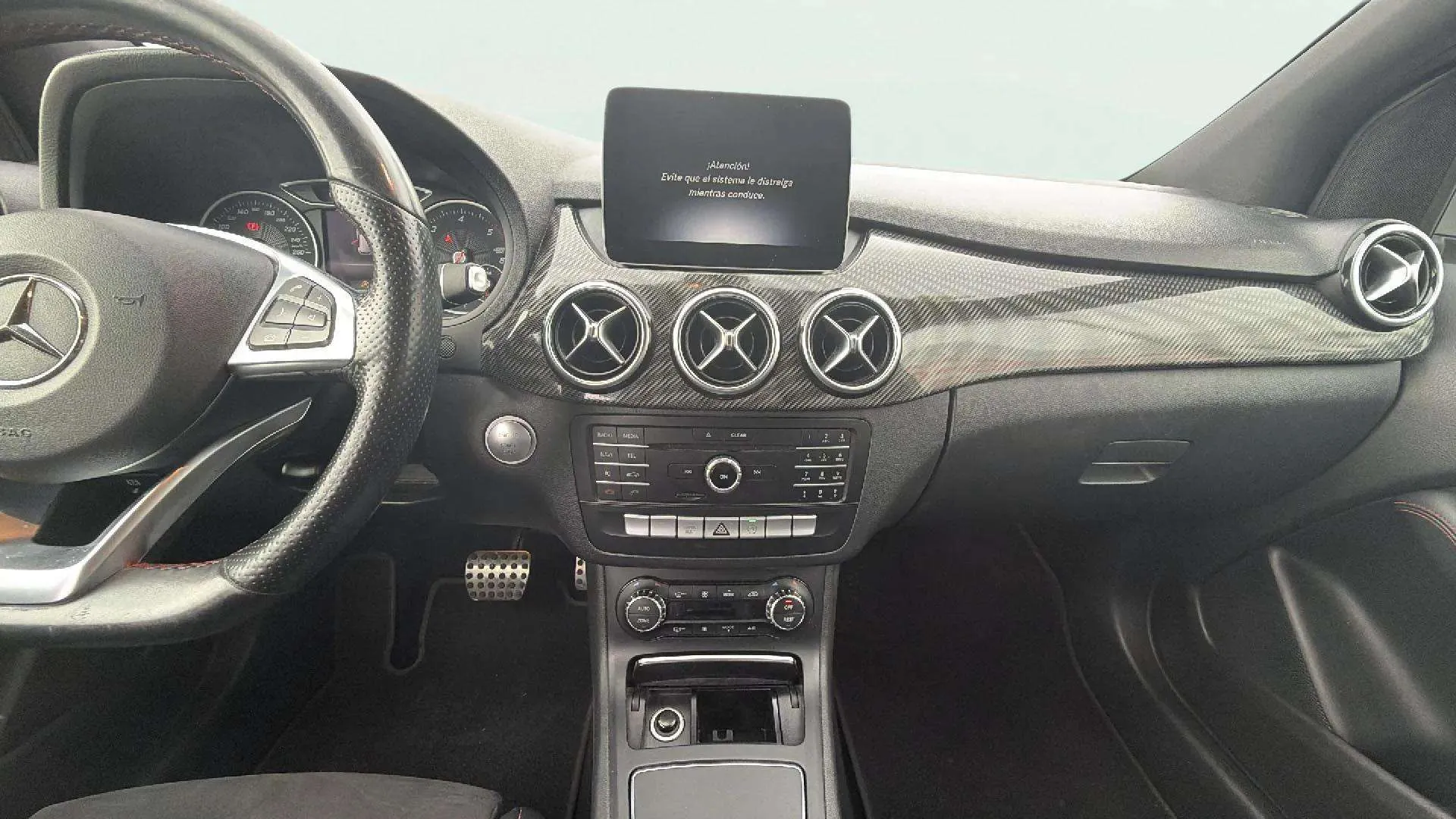 Mercedes-Benz Clase B B 200 d - foto 13